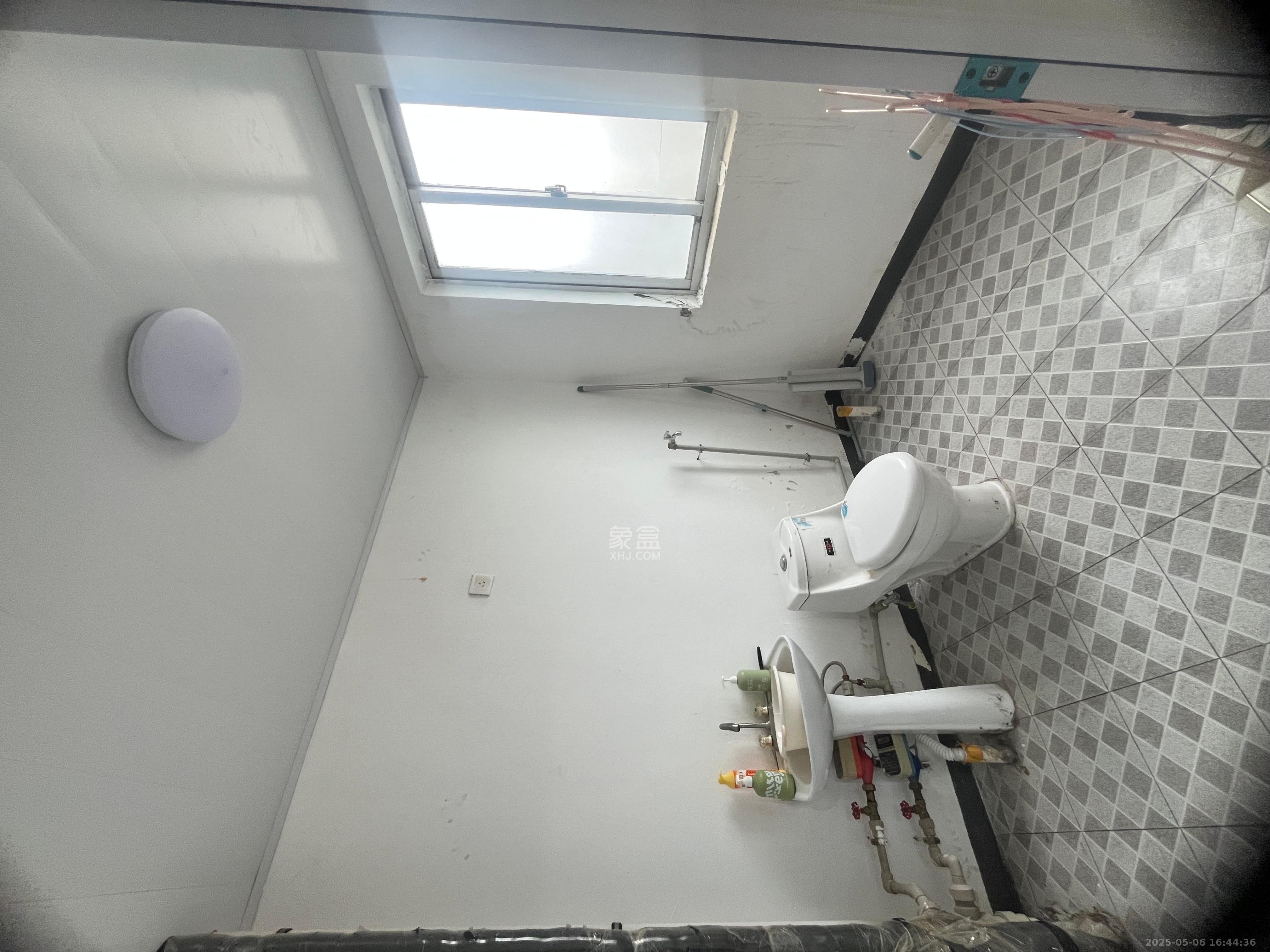 香樟景苑 4室2厅1卫 2800.0元/月 香樟景苑 4室2厅1卫 2800.0元/月室内图