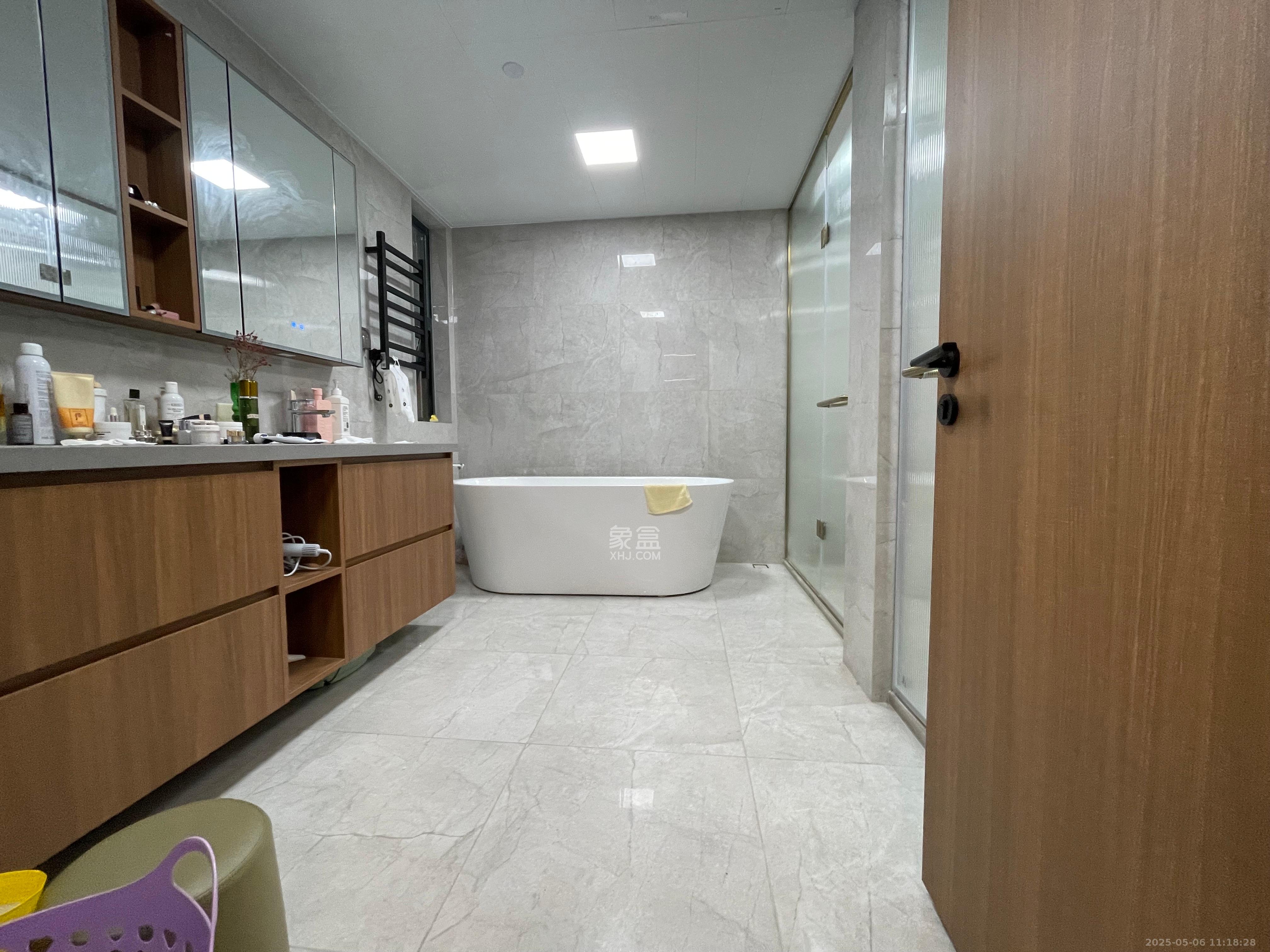 江山印 4室2厅3卫 16000.0元/月 江山印 4室2厅3卫 16000.0元/月室内图