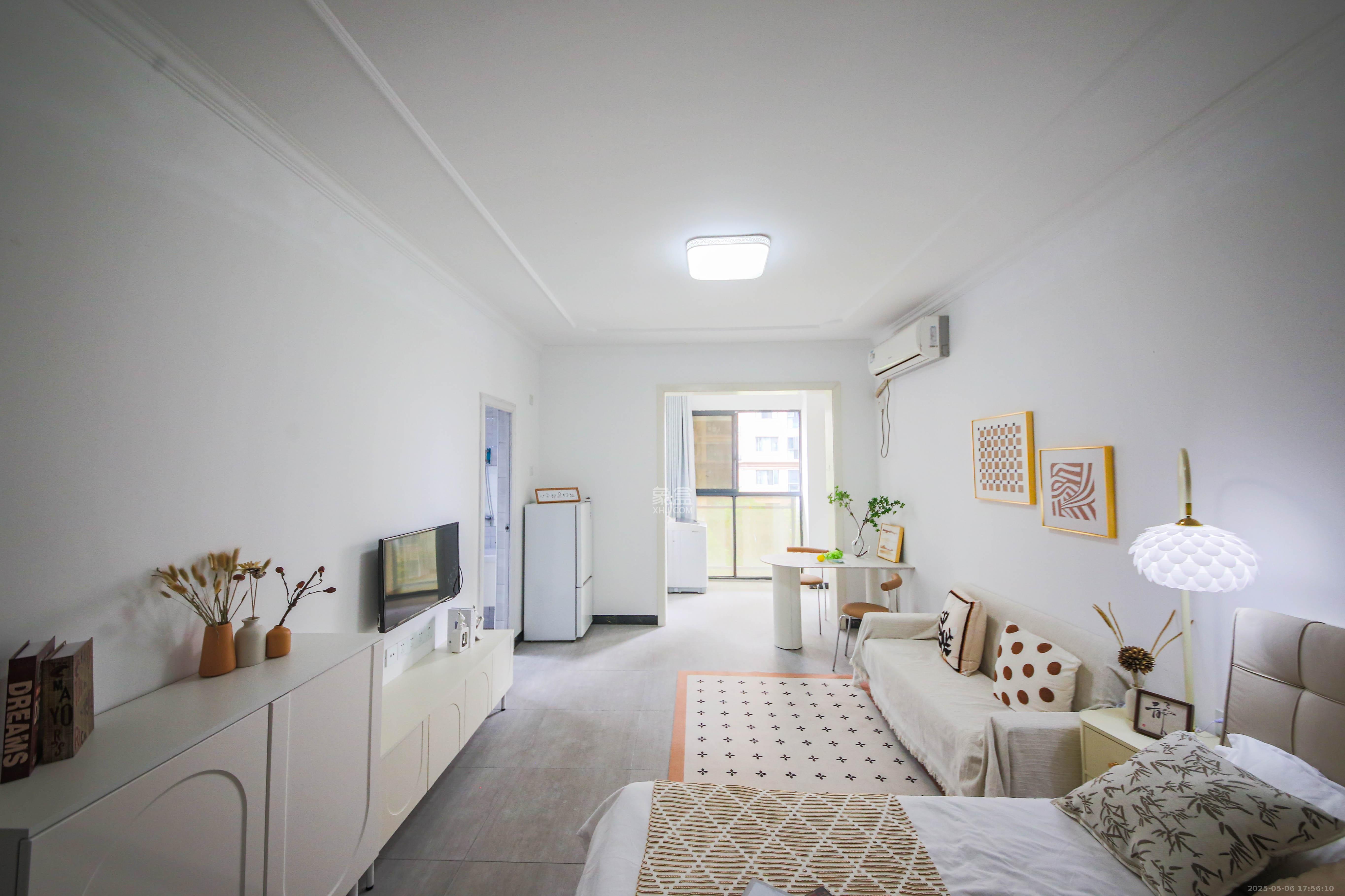 中南红领邦(红星嘉和苑)  1室1厅1卫    34.8万 中南红领邦(红星嘉和苑)  1室1厅1卫    34.8万卧室