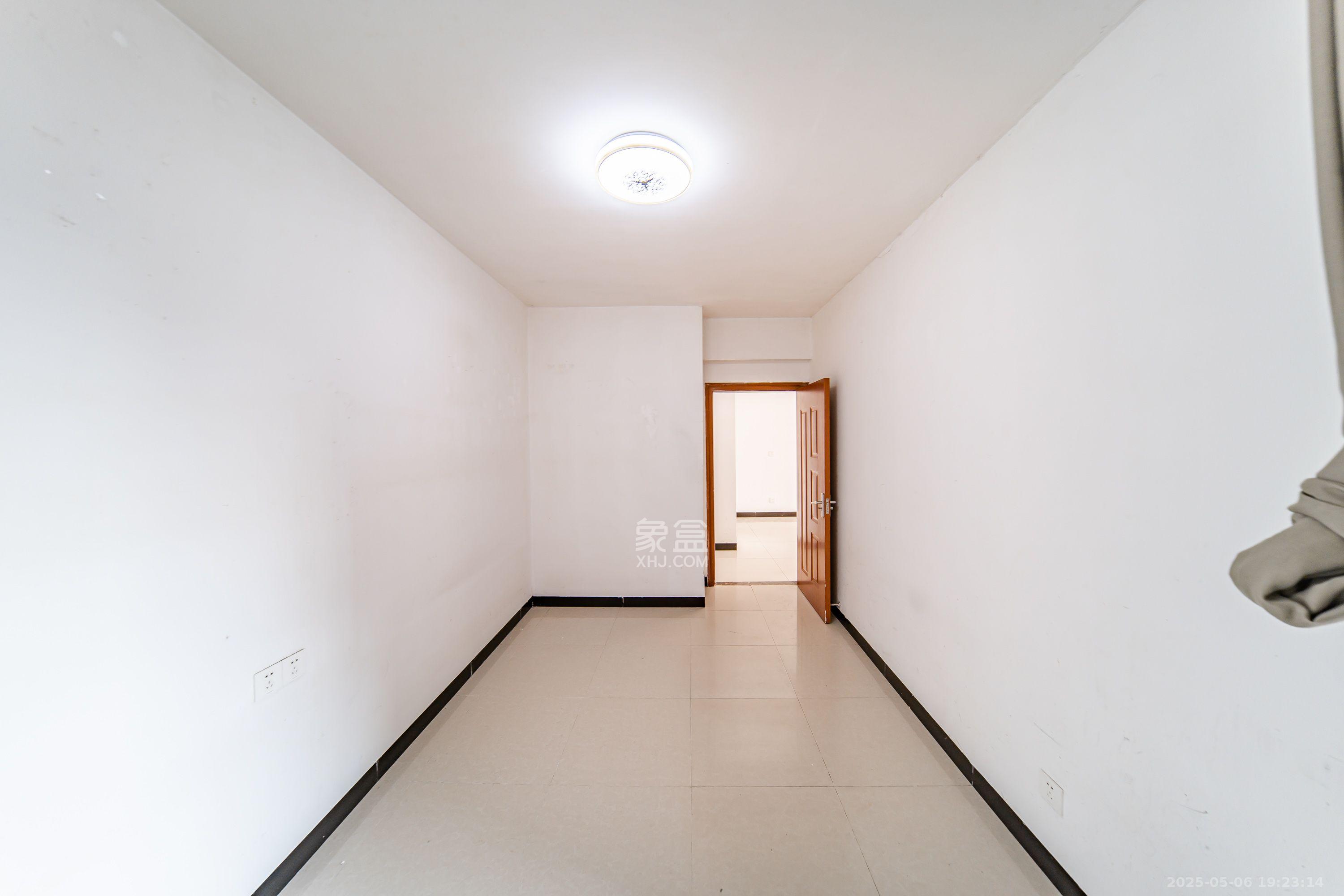 湘熙水郡(观澜海赋家园) 3室2厅1卫 2200.0元/月 湘熙水郡(观澜海赋家园) 3室2厅1卫 2200.0元/月室内图