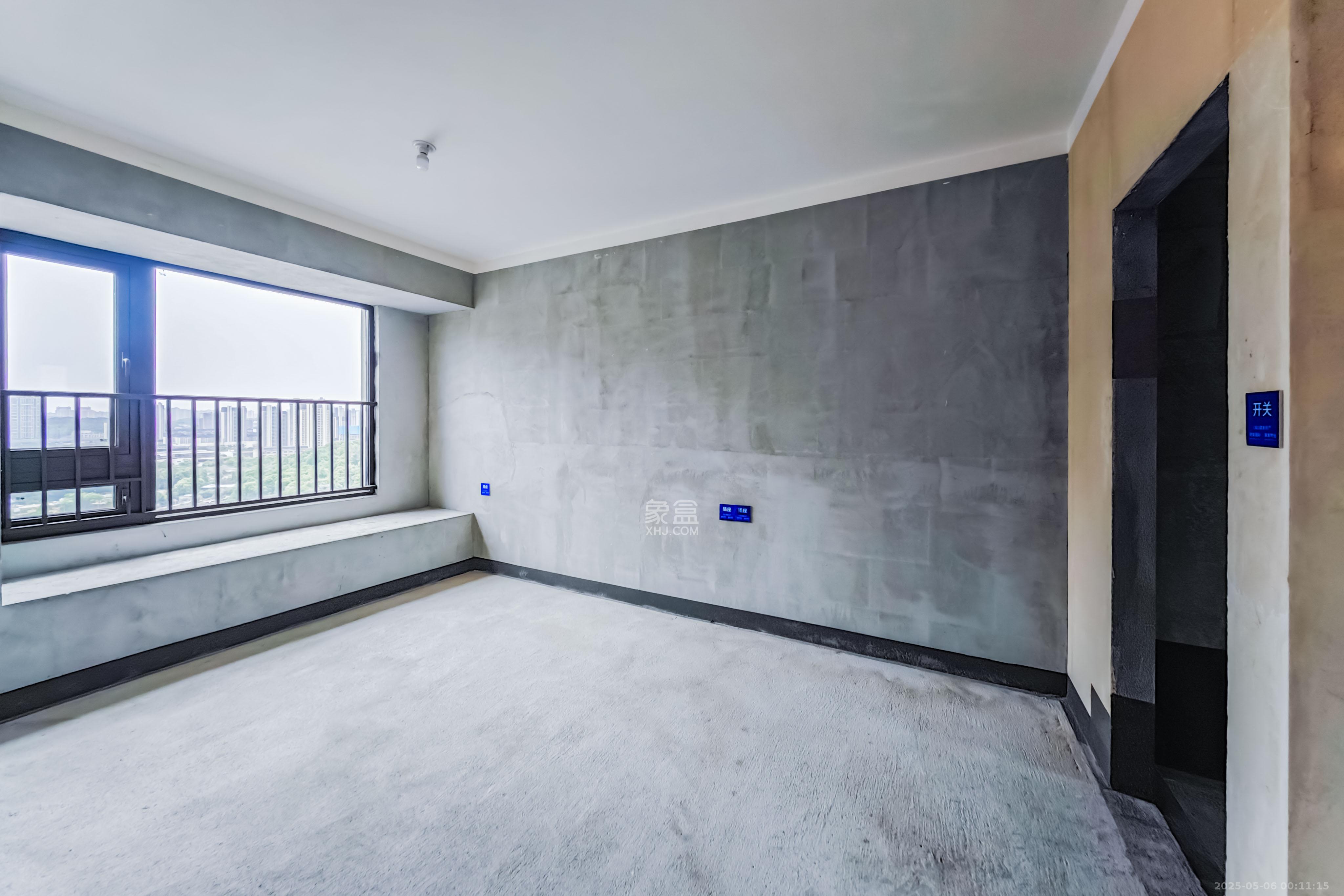 建发玖洲观澜  4室2厅2卫   182.00万其他