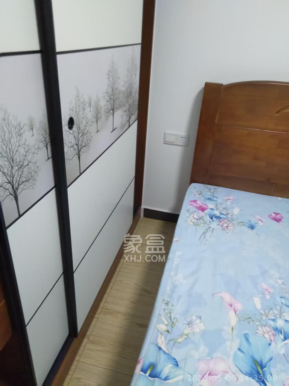 东方美地  3室2厅1卫    2500.0元/月室内图