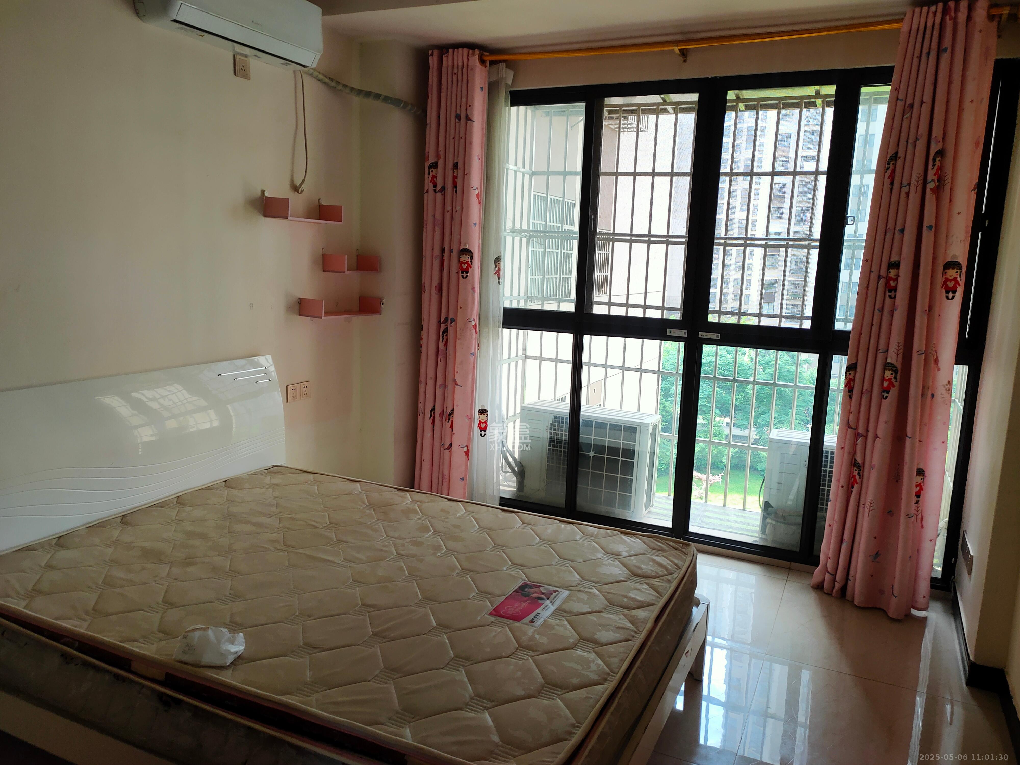 嘉顺苑 4室2厅2卫 3000.0元/月 嘉顺苑 4室2厅2卫 3000.0元/月室内图