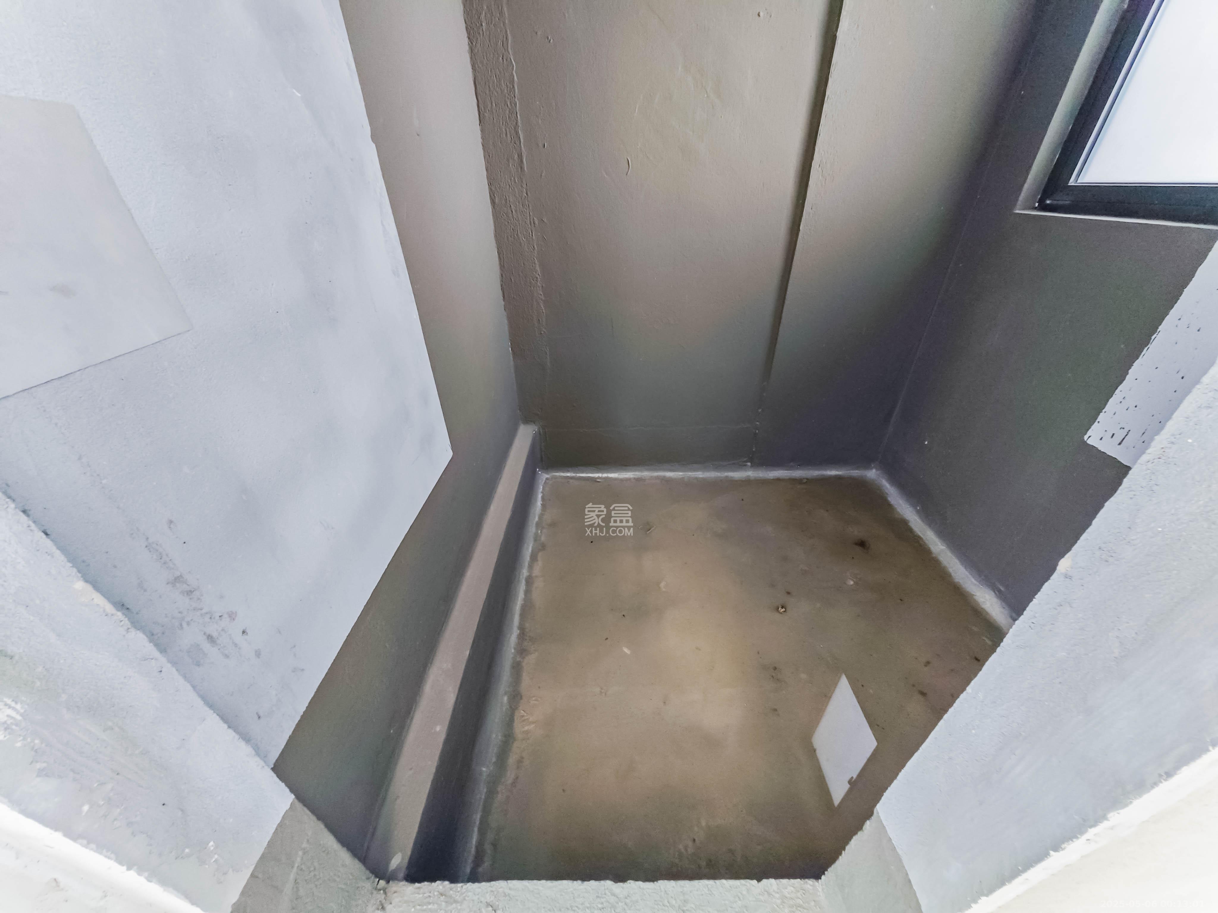 建发玖洲观澜  4室2厅2卫   186.00万其他