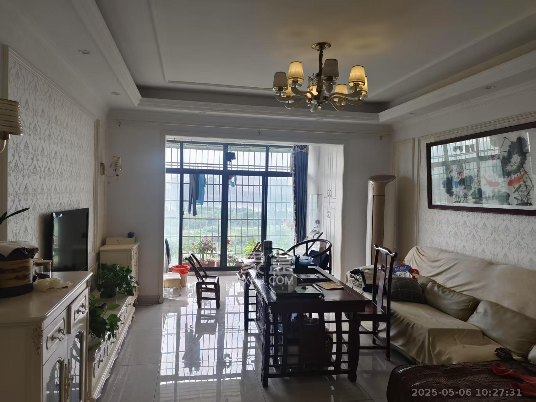 湘江花园 4室2厅2卫 2000.0元/月 湘江花园 4室2厅2卫 2000.0元/月室内图