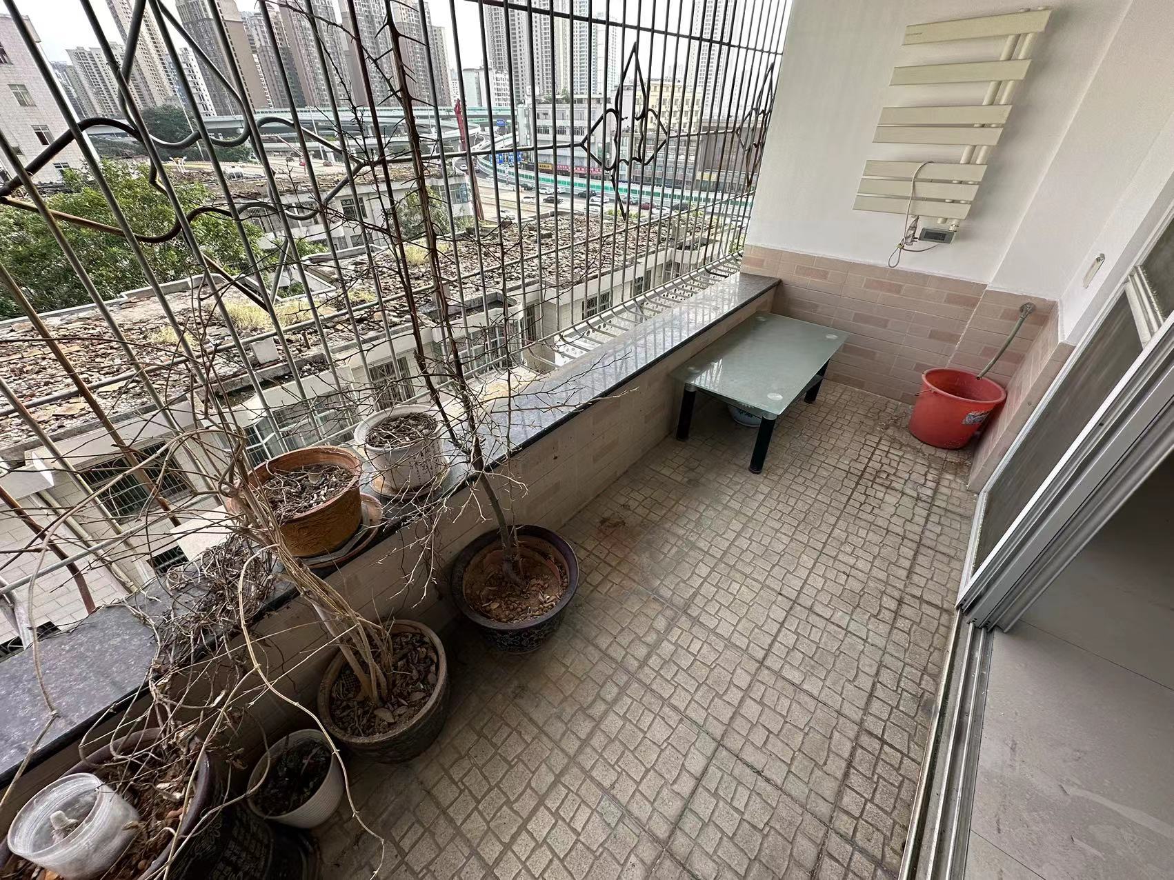 宏昌楼 3室2厅2卫 3000.0元/月 宏昌楼 3室2厅2卫 3000.0元/月室内图