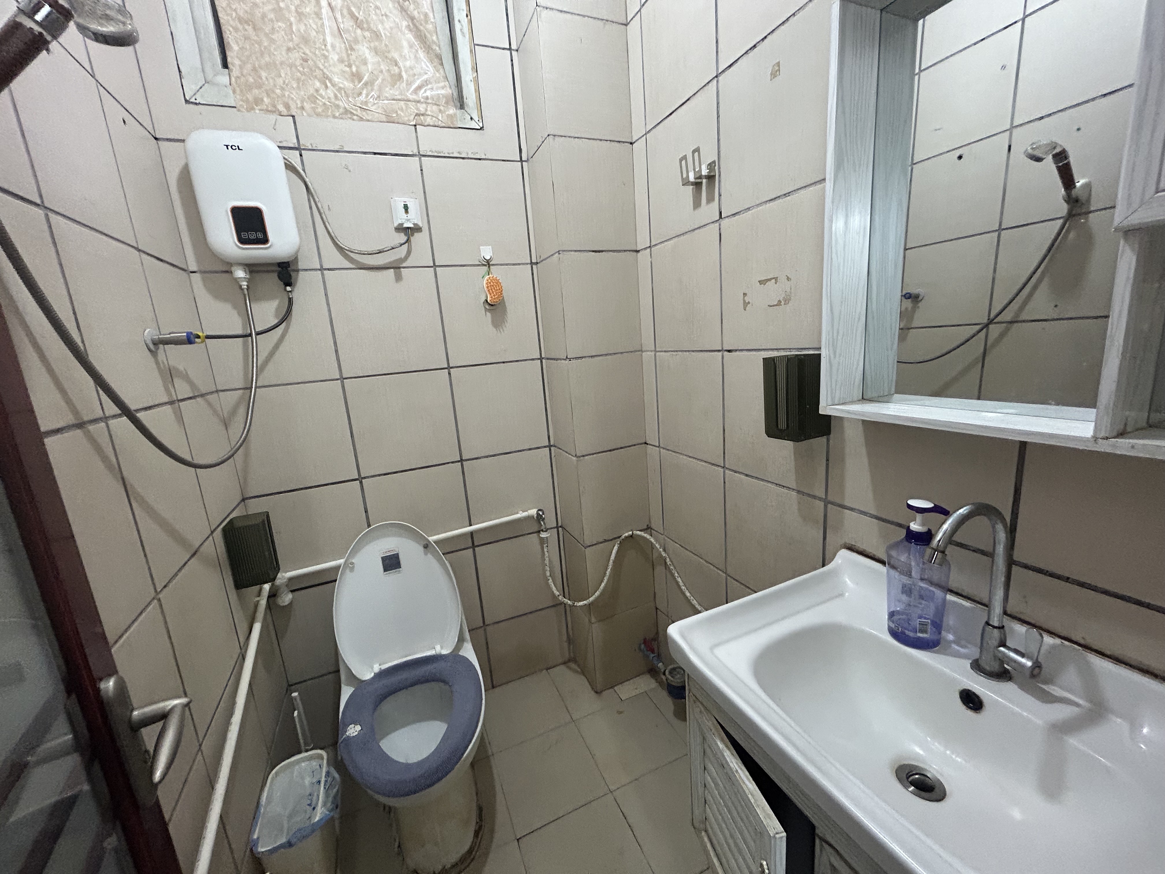 飞龙公寓 1室1厅1卫 42.0万 飞龙公寓 1室1厅1卫 42.0万室内图