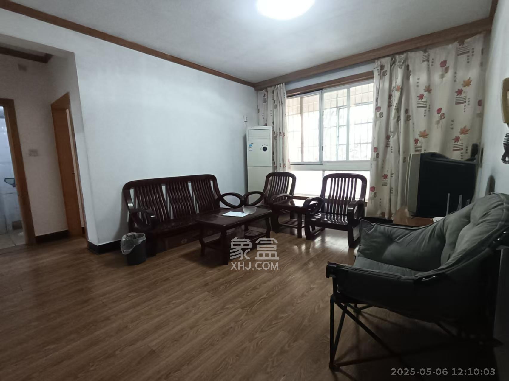 海华嘉园 3室2厅1卫 1600.0元/月 海华嘉园 3室2厅1卫 1600.0元/月室内图