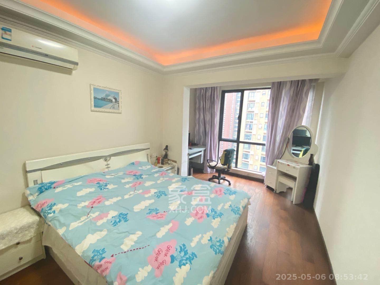 公园9号  3室2厅1卫    3600.0元/月 公园9号  3室2厅1卫    3600.0元/月室内图