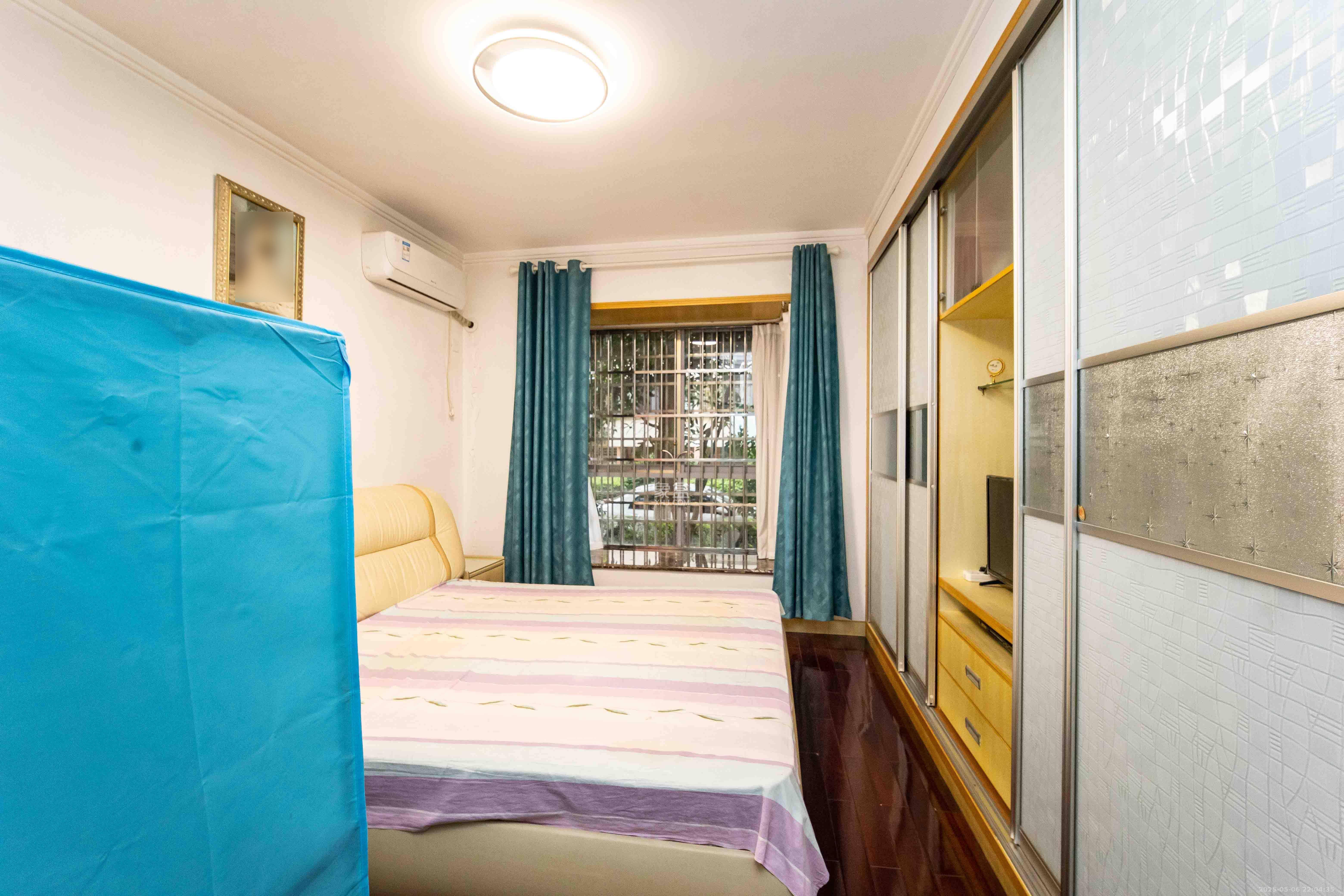 芙蓉苑 4室2厅1卫 98.0万 芙蓉苑 4室2厅1卫 98.0万卧室