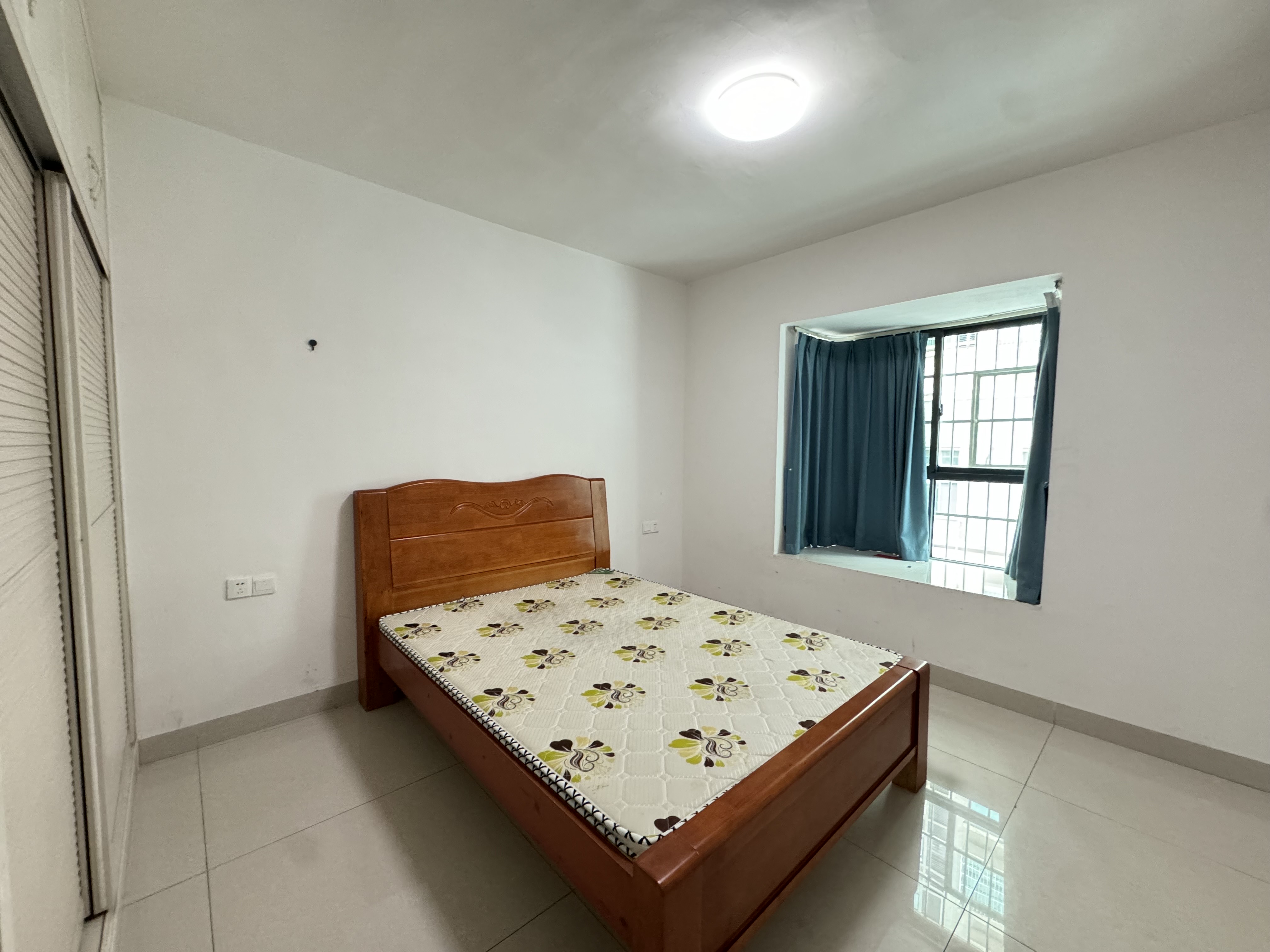 虎形山安置小区(进步社区) 2室1厅1卫 1500.0元/月 虎形山安置小区(进步社区) 2室1厅1卫 1500.0元/月室内图