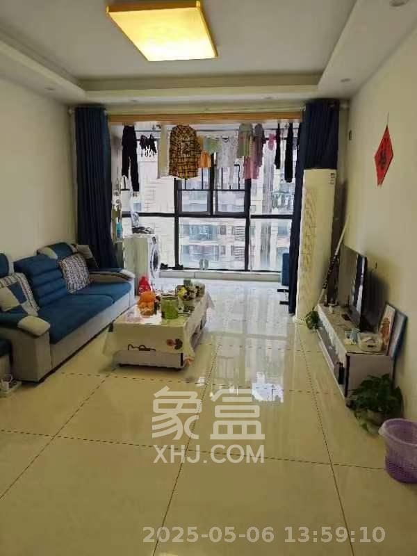 保利香槟国际  2室2厅1卫   1800.00元/月室内图1