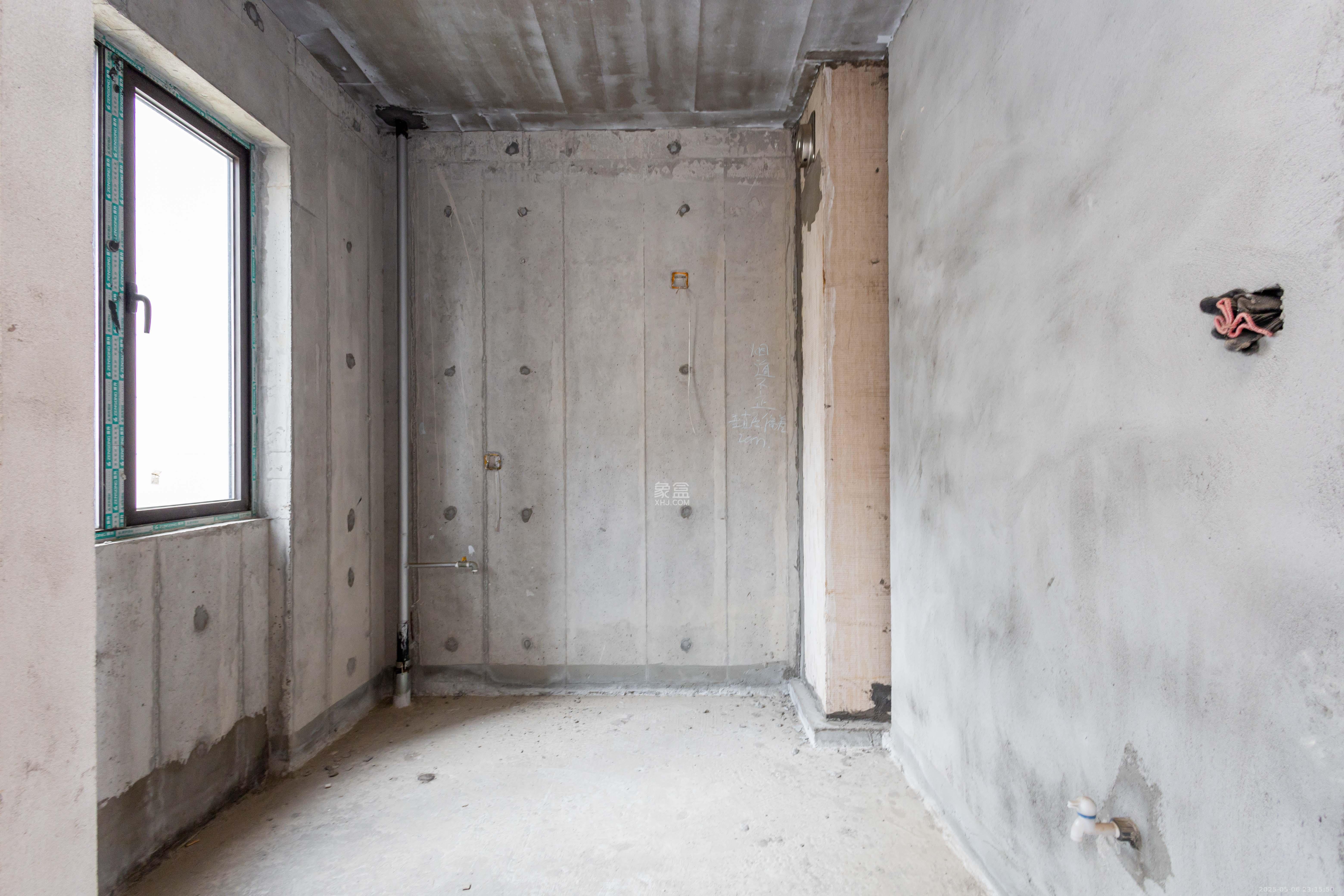 映悦星府 4室2厅2卫 86.0万 映悦星府 4室2厅2卫 86.0万厨房