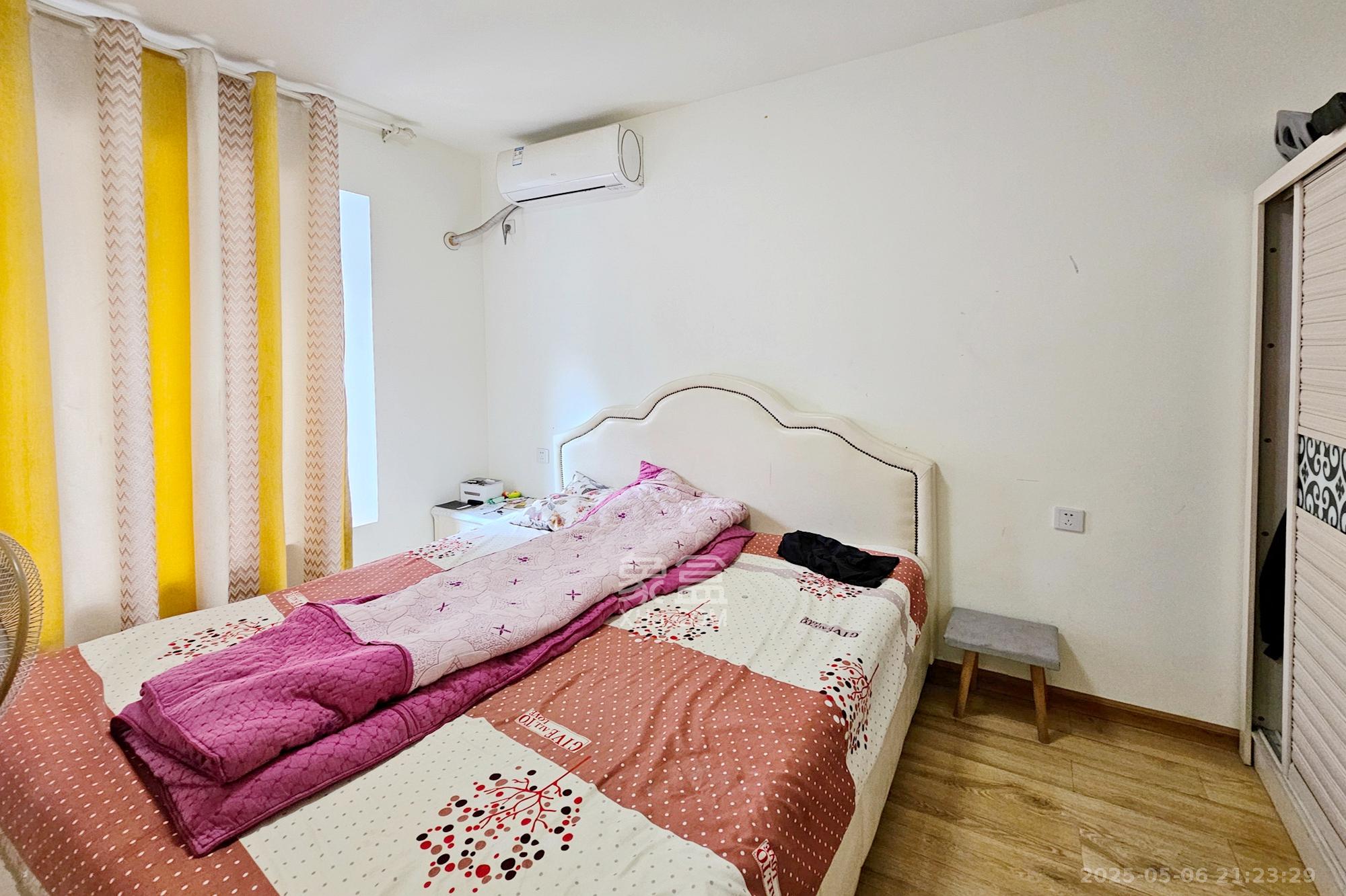 明昇壹城（明昇时代广场）一期  3室1厅1卫    138.0万卧室