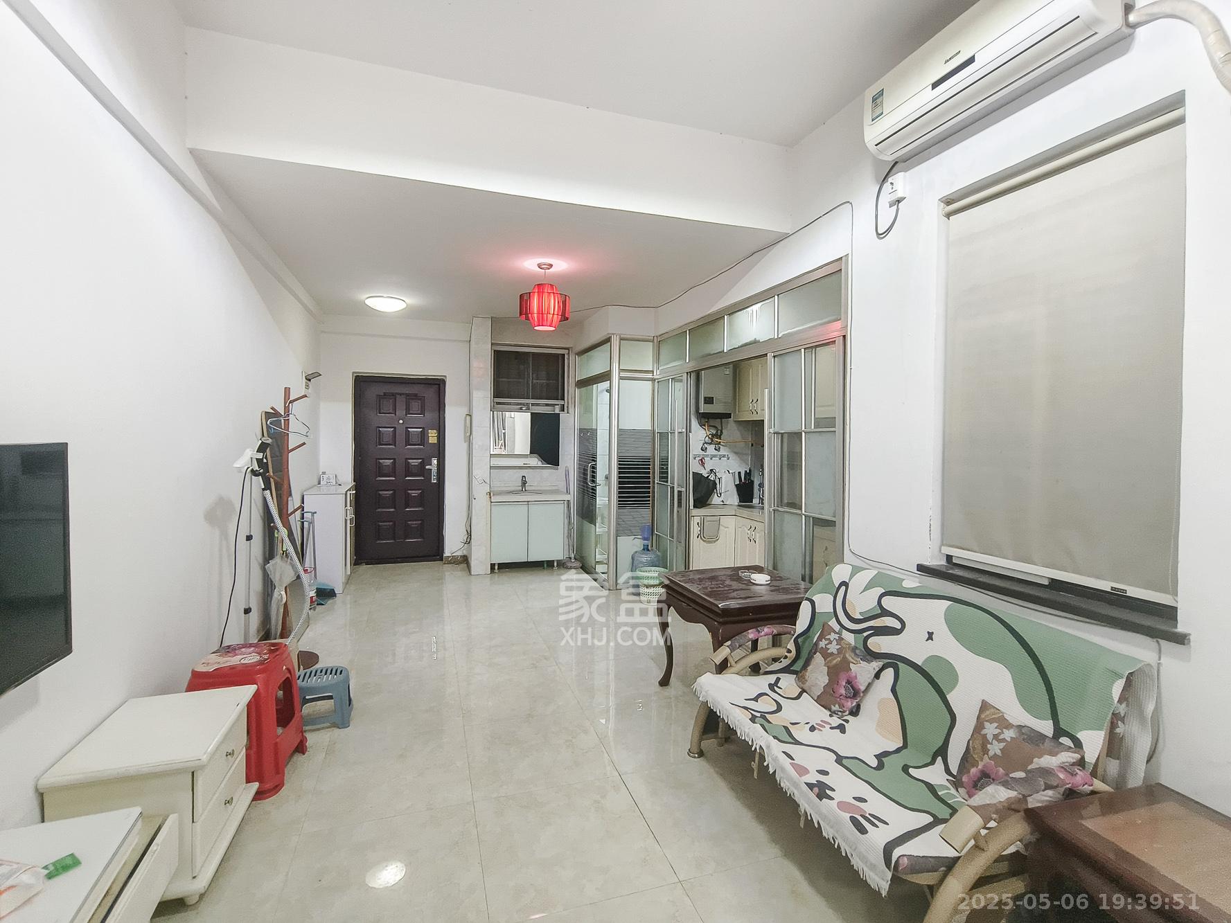 红树湾 1室1厅1卫 25.0万 红树湾 1室1厅1卫 25.0万客厅