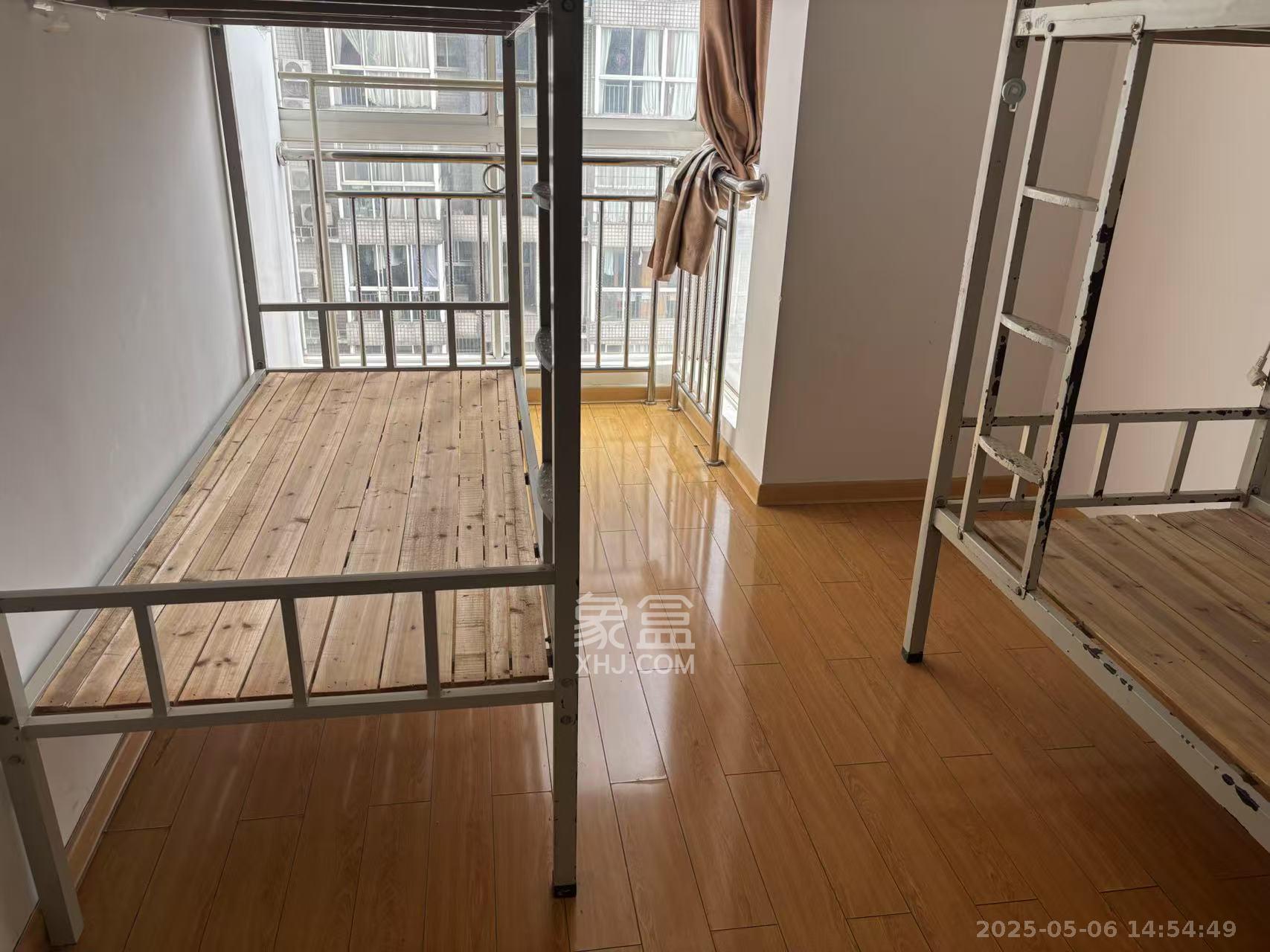 新楚天扶华庭 3室2厅2卫 3000.0元/月 新楚天扶华庭 3室2厅2卫 3000.0元/月室内图