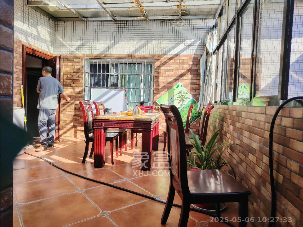 湘江花园 4室2厅2卫 2000.0元/月 湘江花园 4室2厅2卫 2000.0元/月室内图