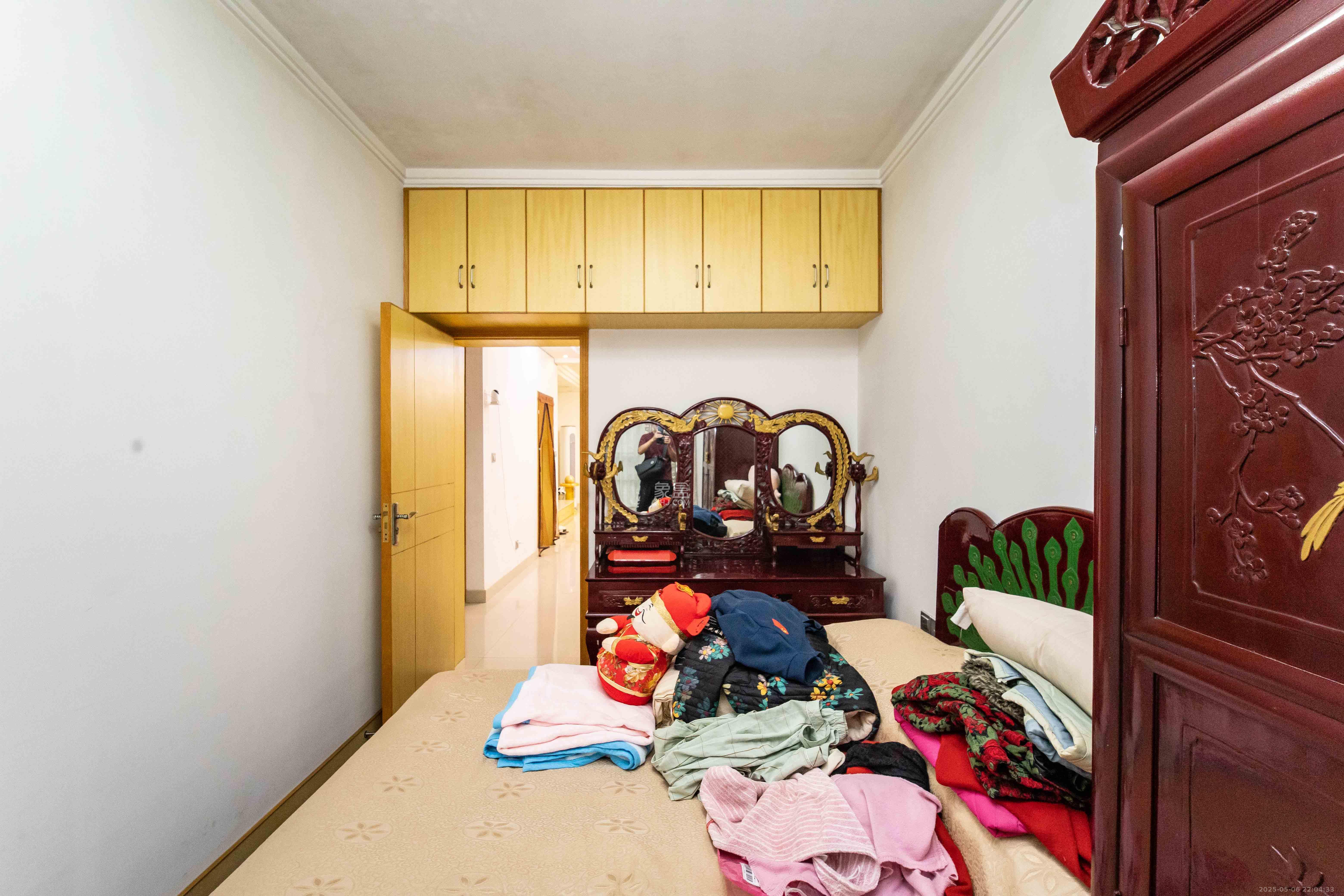 芙蓉苑 4室2厅1卫 98.0万 芙蓉苑 4室2厅1卫 98.0万卧室