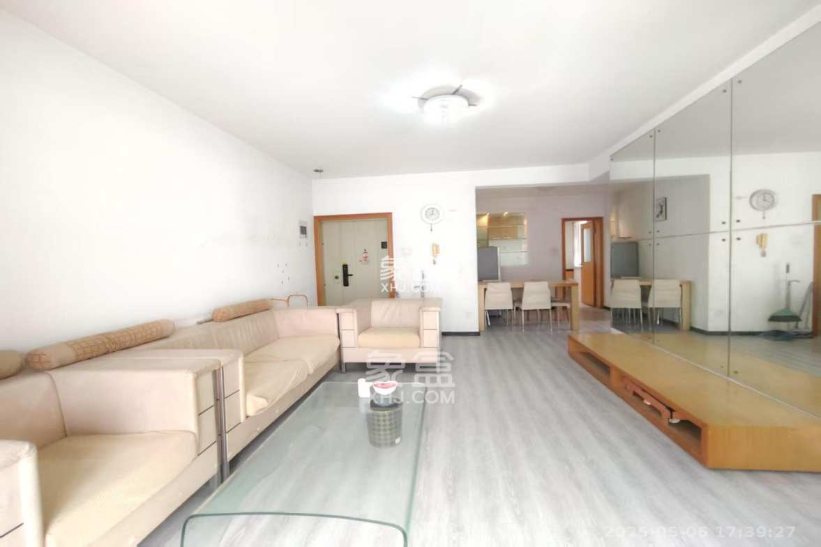 湘许嘉园  2室1厅1卫    2300.0元/月 湘许嘉园  2室1厅1卫    2300.0元/月室内图