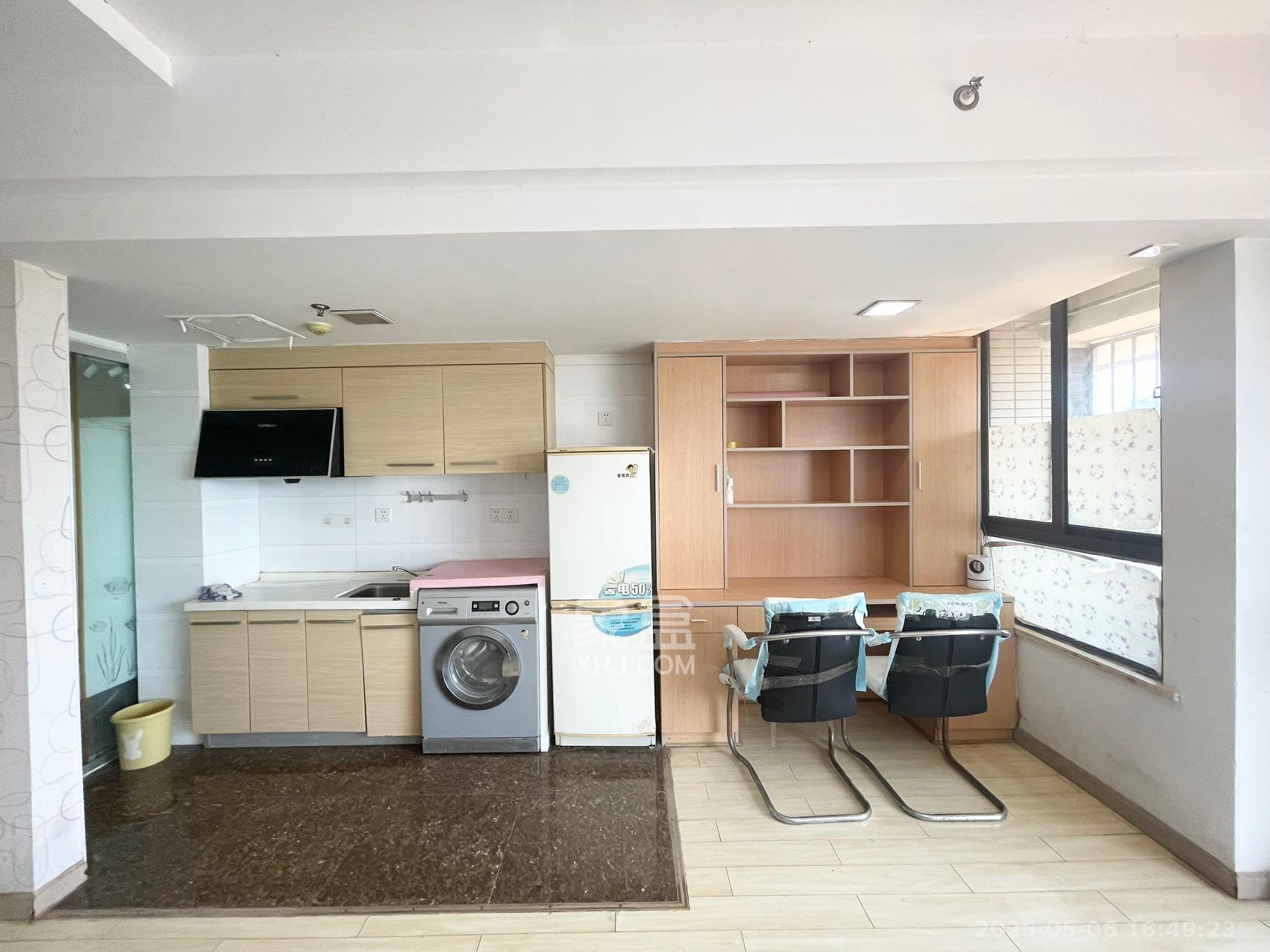 中信文化广场(中信新城二期) 1室1厅1卫 1000.0元/月 中信文化广场(中信新城二期) 1室1厅1卫 1000.0元/月室内图