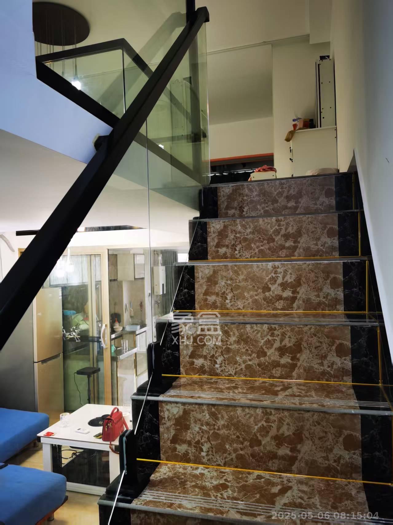 钱隆世家  2室2厅1卫    2000.0元/月 钱隆世家  2室2厅1卫    2000.0元/月室内图