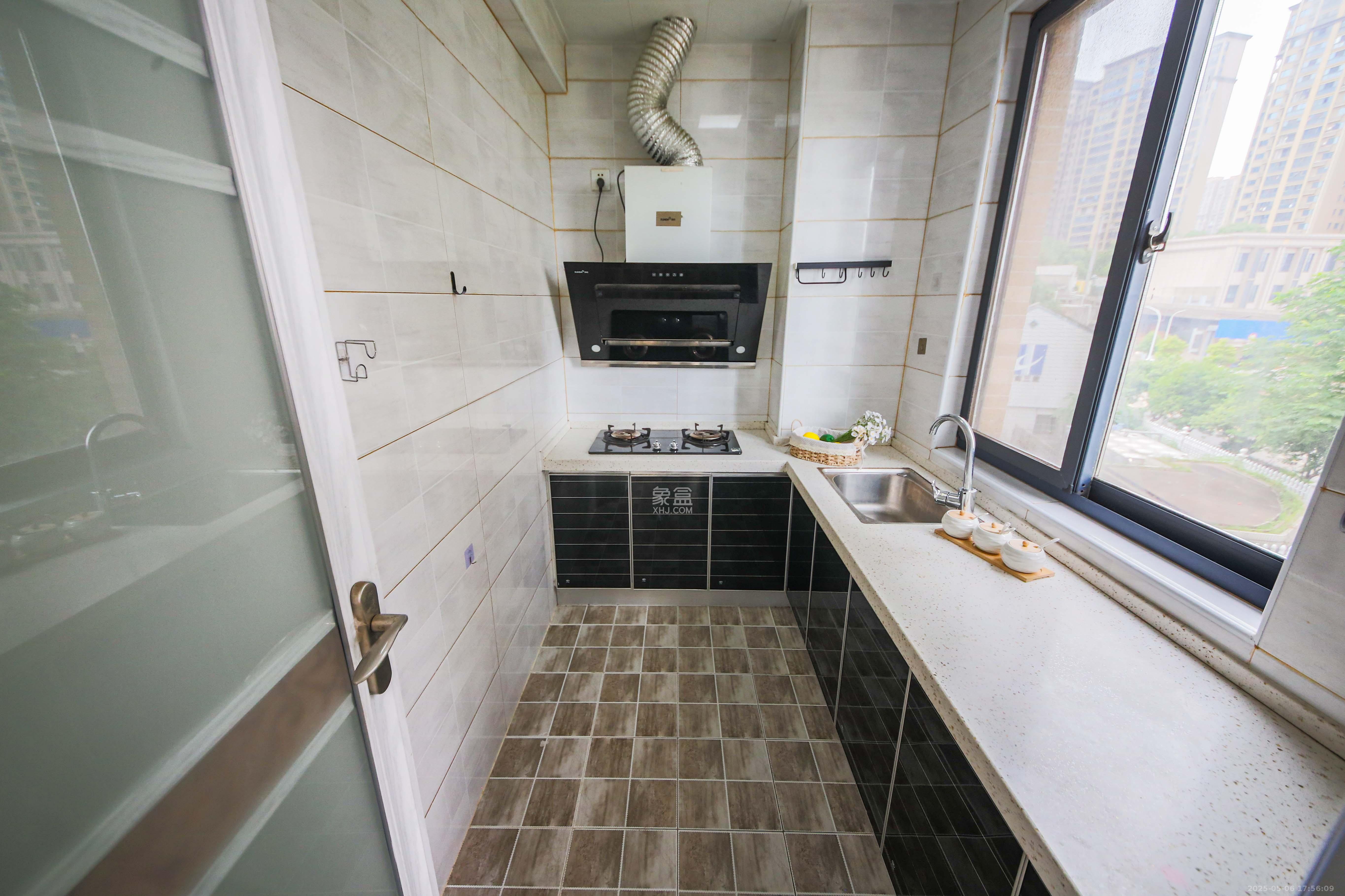 中南红领邦(红星嘉和苑)  1室1厅1卫    34.8万 中南红领邦(红星嘉和苑)  1室1厅1卫    34.8万厨房