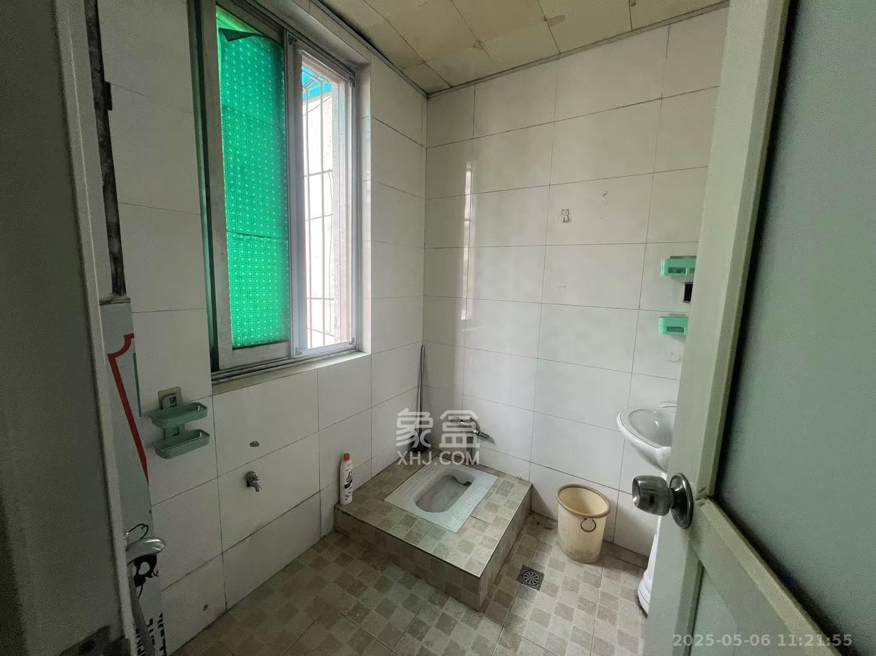 建湘南路153号  2室1厅1卫   1600.00元/月室内图