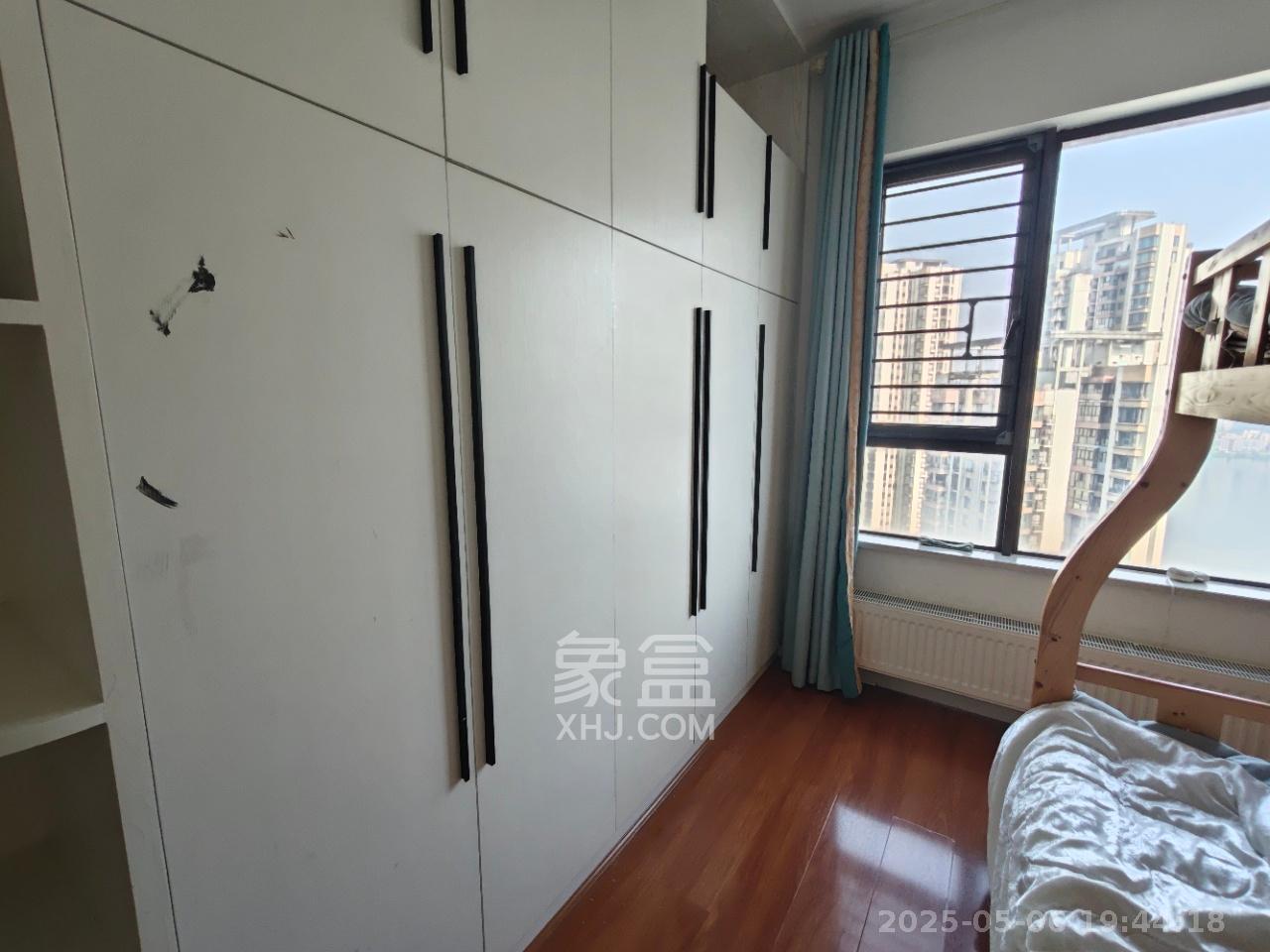 佳兆业云顶梅溪湖(佳兆业梅溪荟) 4室2厅2卫 3600.0元/月 佳兆业云顶梅溪湖(佳兆业梅溪荟) 4室2厅2卫 3600.0元/月室内图