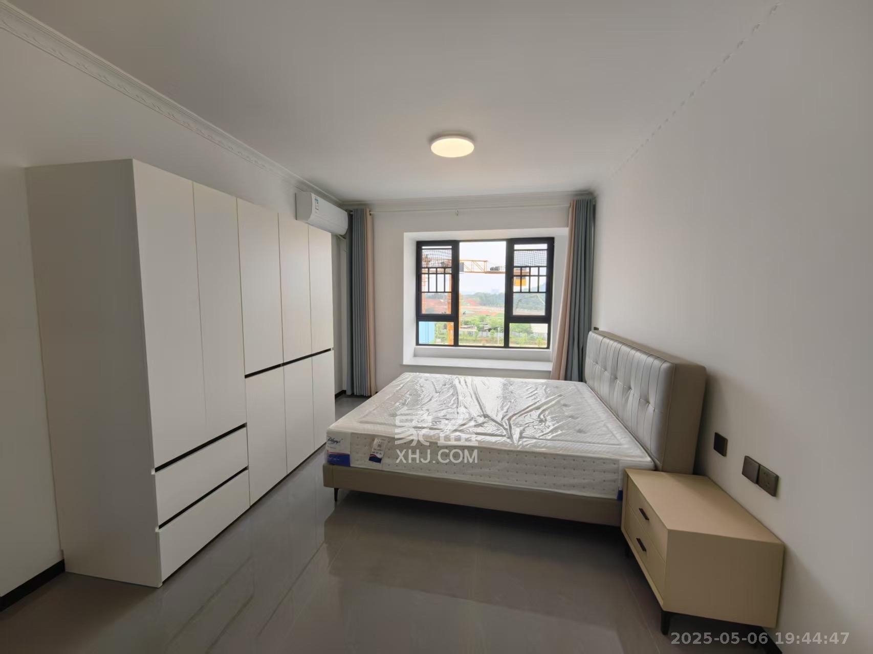 城发恒伟西宸之光  4室2厅2卫    2300.0元/月 城发恒伟西宸之光  4室2厅2卫    2300.0元/月室内图