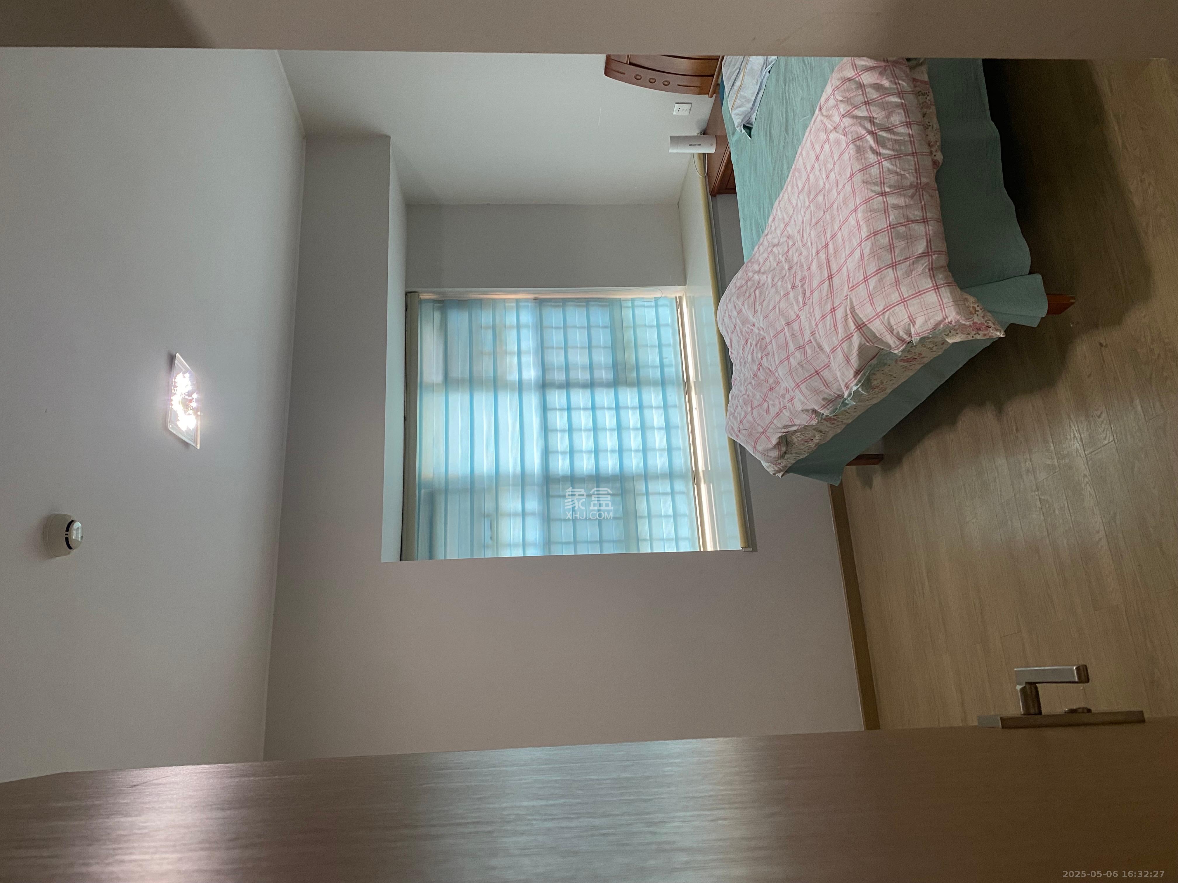 时代倾城二期  2室2厅1卫   1800.00元/月室内图