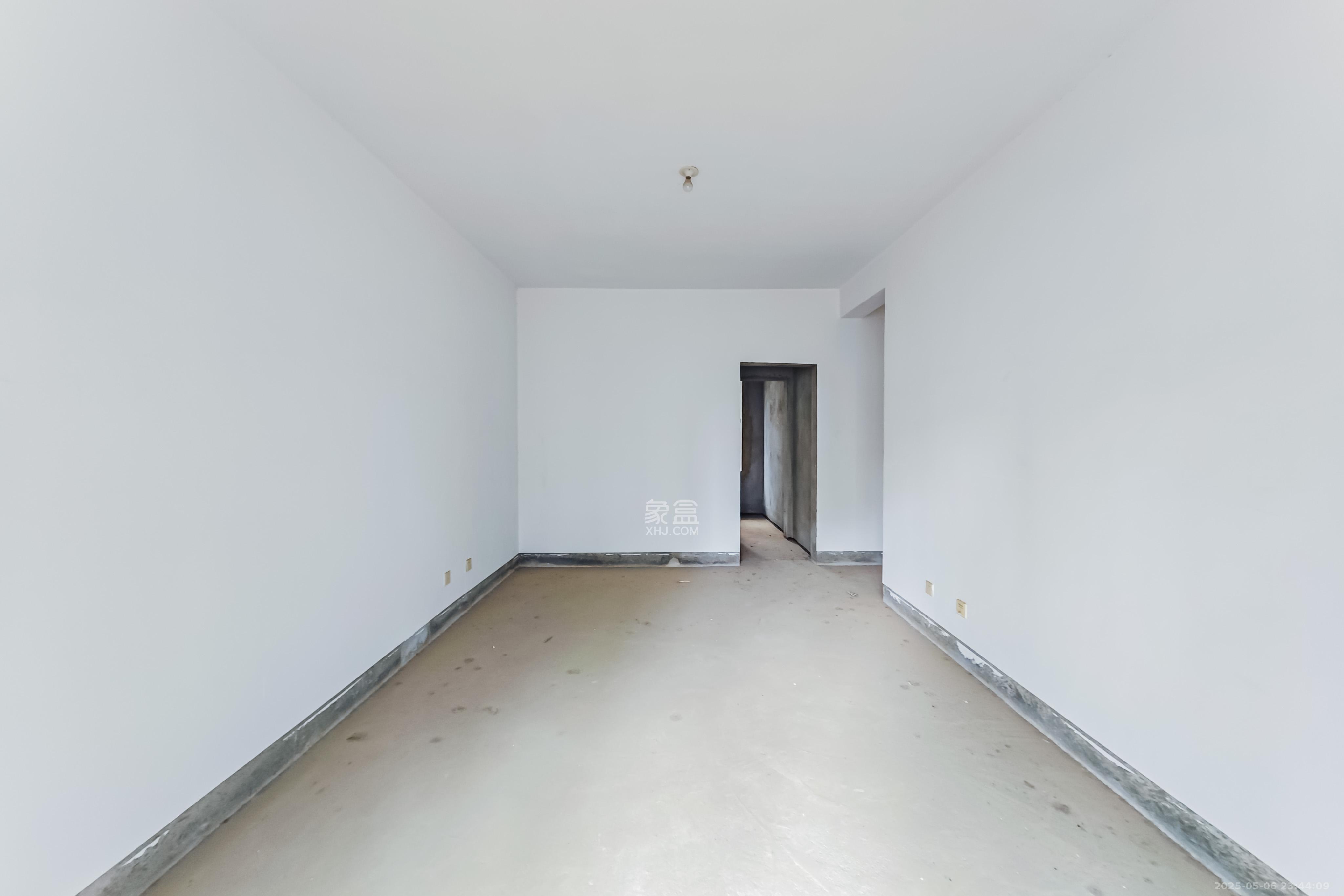 万树丹堤 3室2厅2卫 130.0万 万树丹堤 3室2厅2卫 130.0万其他