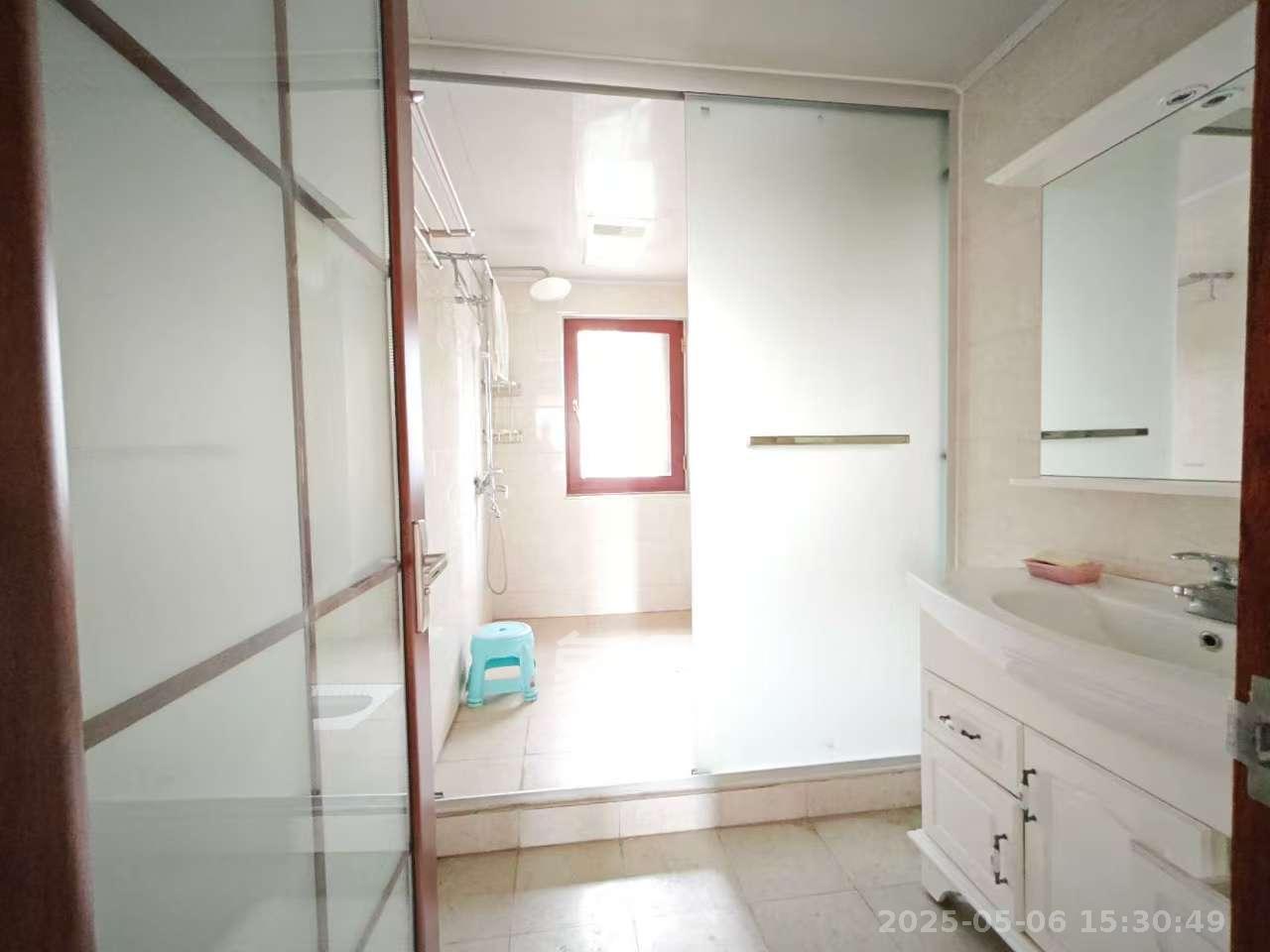 和泓梅溪四季 4室2厅2卫 4500.0元/月 和泓梅溪四季 4室2厅2卫 4500.0元/月室内图