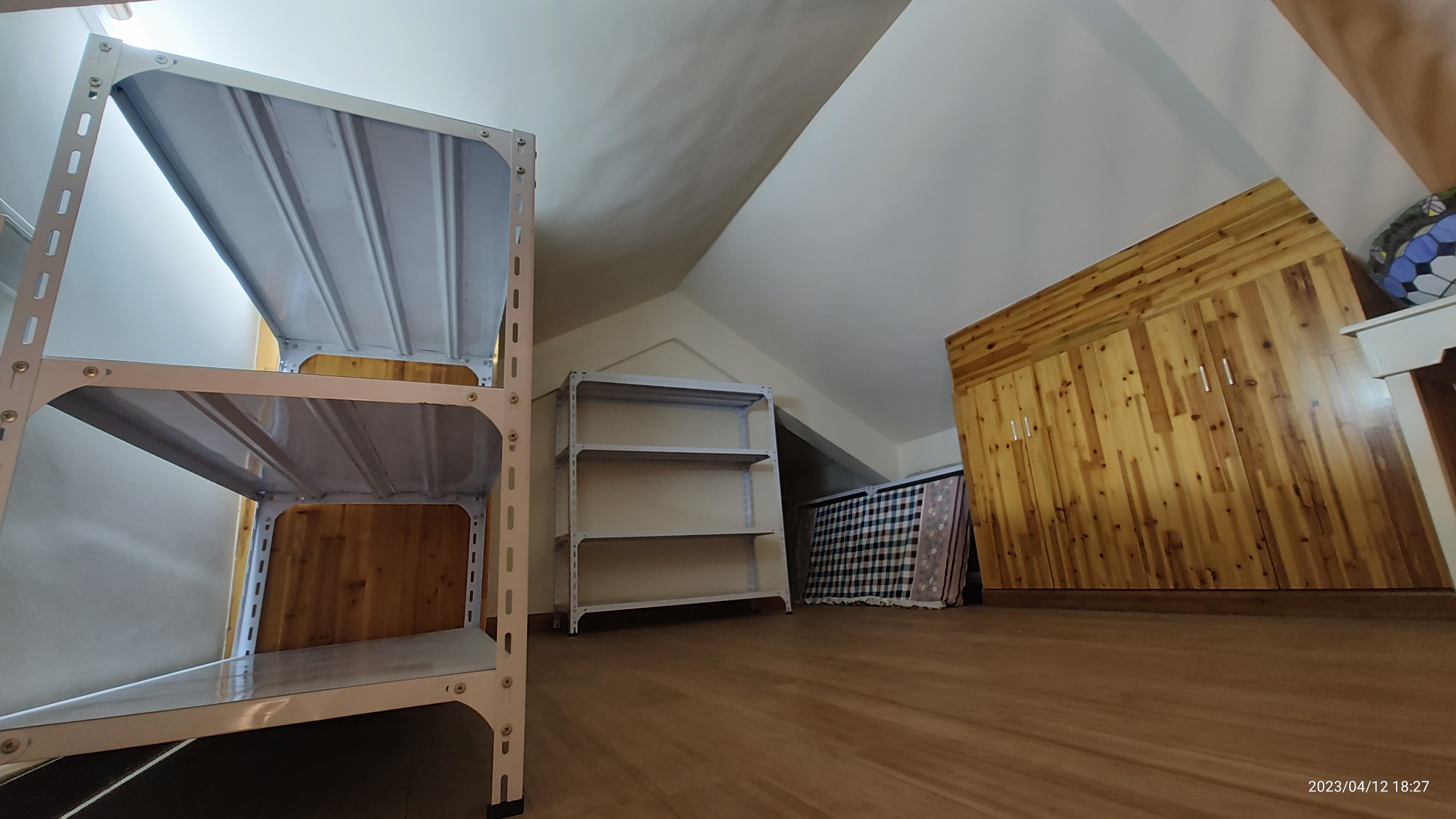 南海绿洲 4室2厅3卫 4500.0元/月 南海绿洲 4室2厅3卫 4500.0元/月室内图