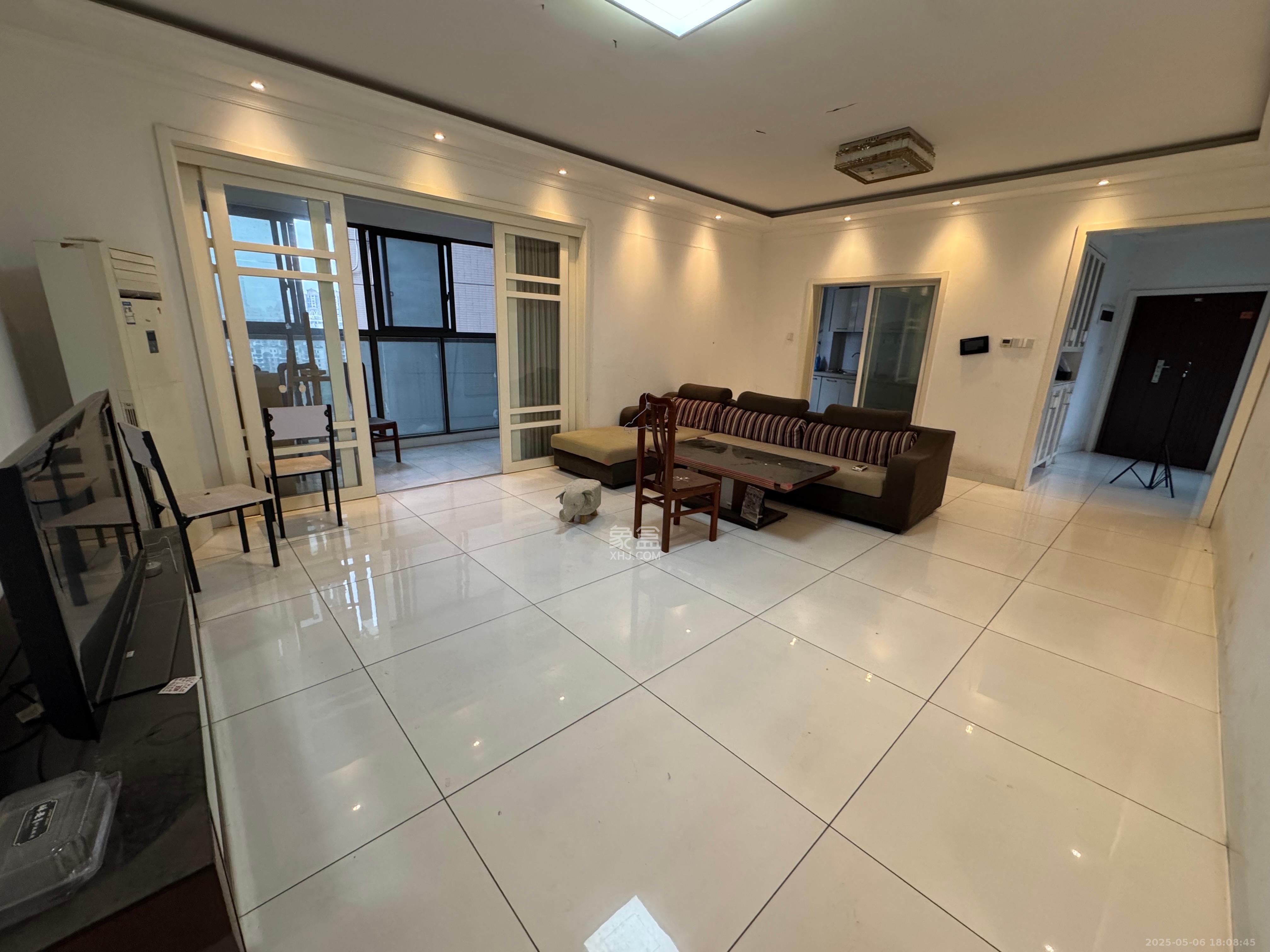 通用时代国际社区 3室1厅2卫 3000.0元/月 通用时代国际社区 3室1厅2卫 3000.0元/月室内图