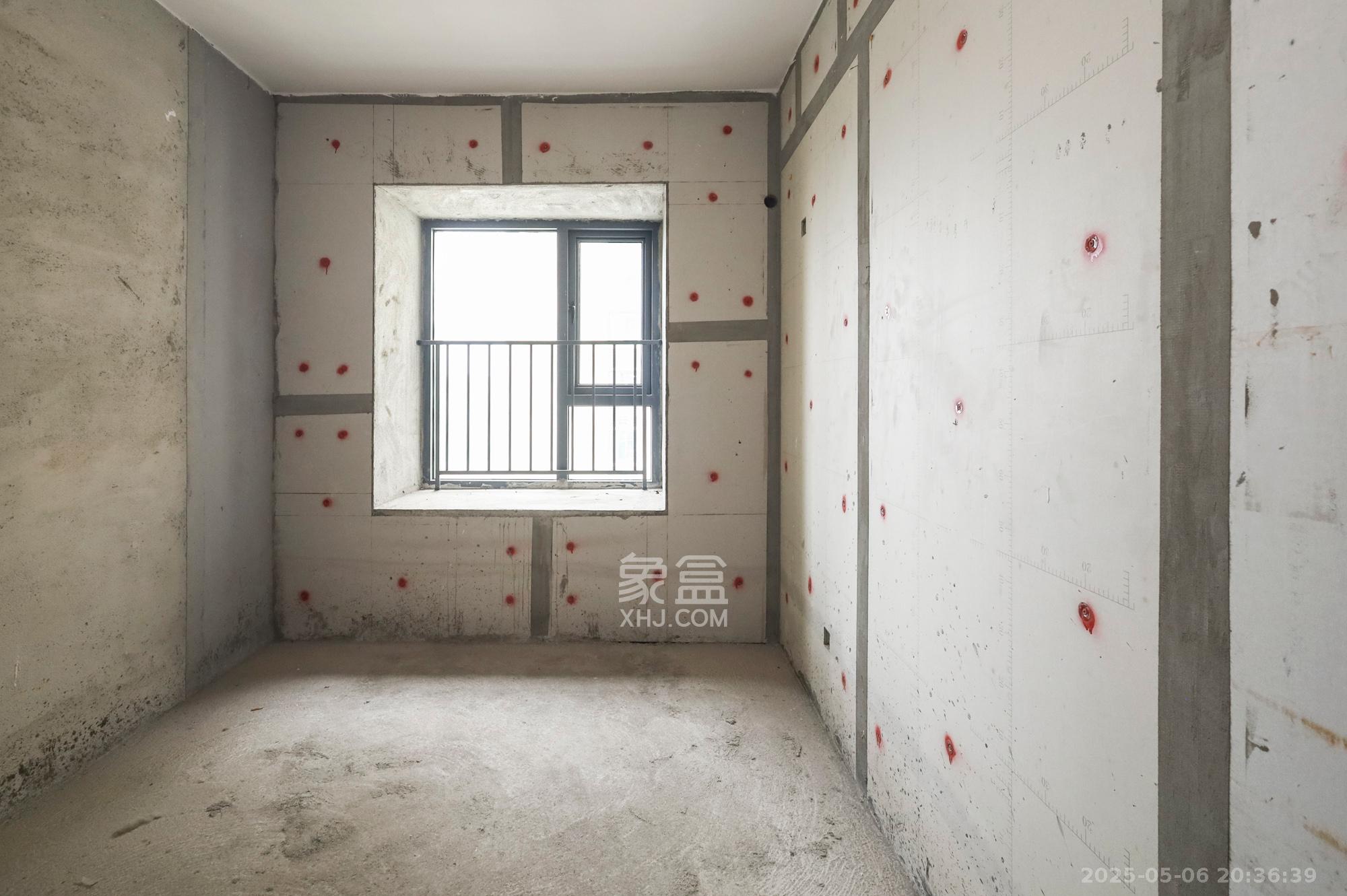 南璟滨江书苑  4室2厅2卫    62.0万 南璟滨江书苑  4室2厅2卫    62.0万卧室