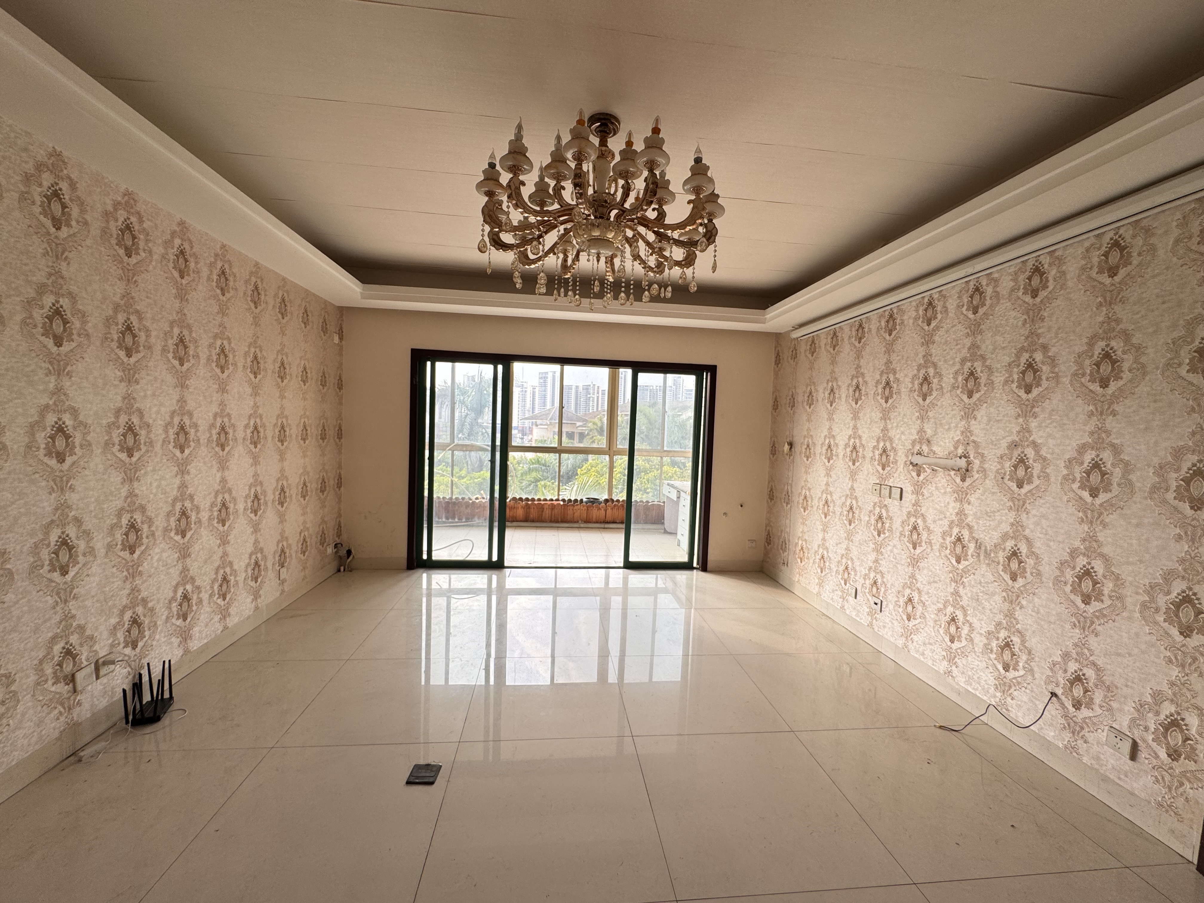 金外滩  3室2厅2卫    180.0万 金外滩  3室2厅2卫    180.0万户型图