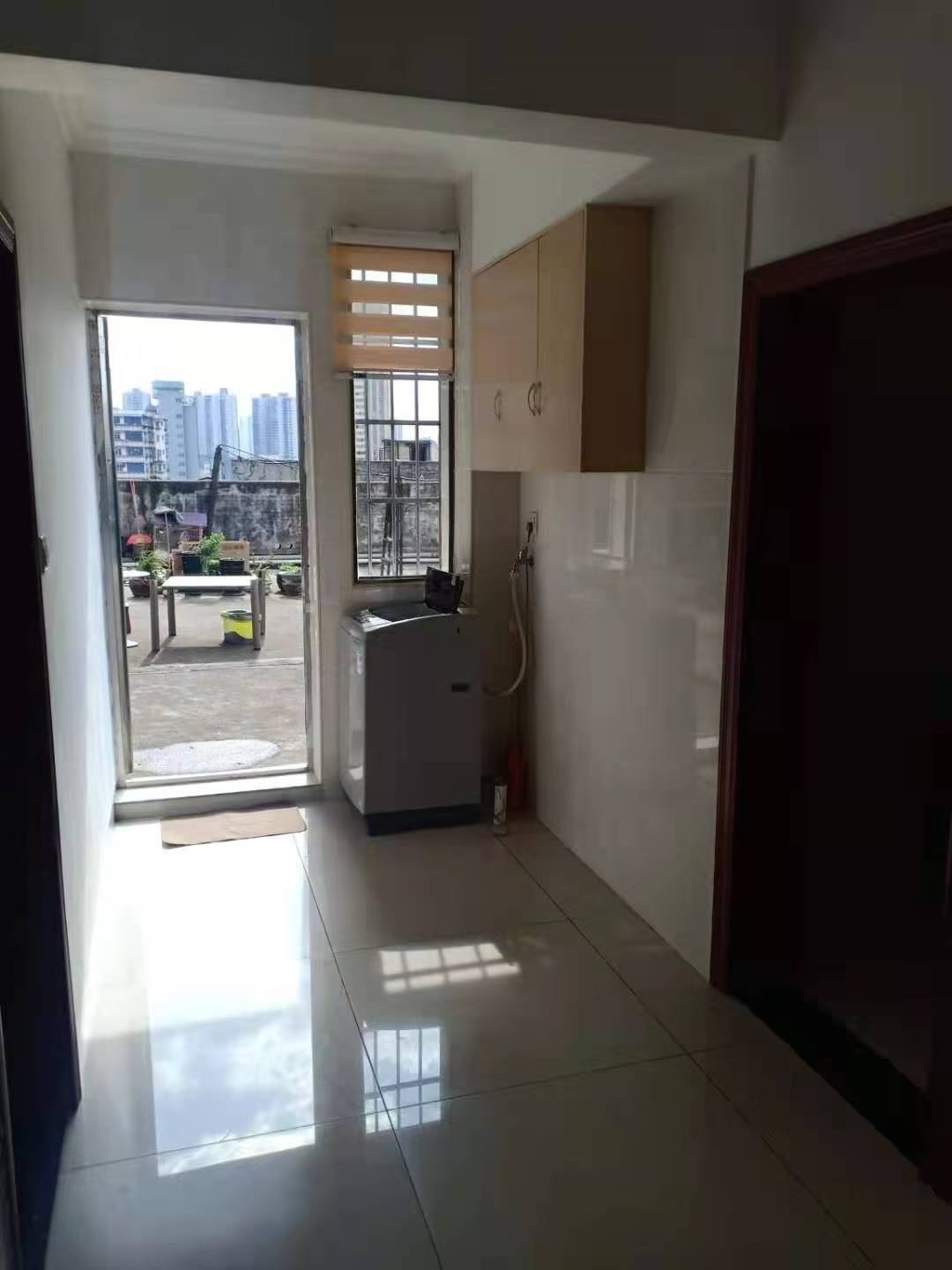 长河广场(待清理) 2室2厅1卫 1800.0元/月 长河广场(待清理) 2室2厅1卫 1800.0元/月室内图