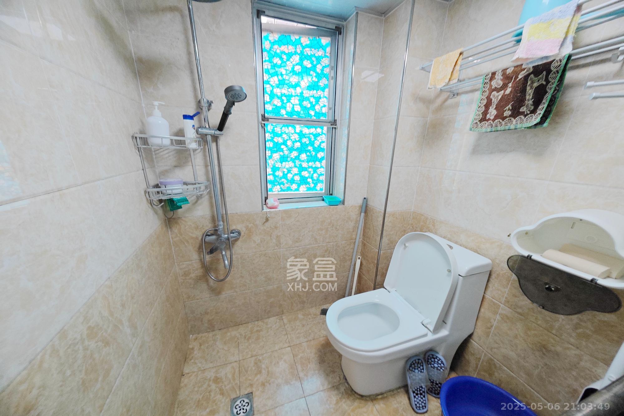 恒达时代花园 2室2厅1卫 58.0万 恒达时代花园 2室2厅1卫 58.0万其他