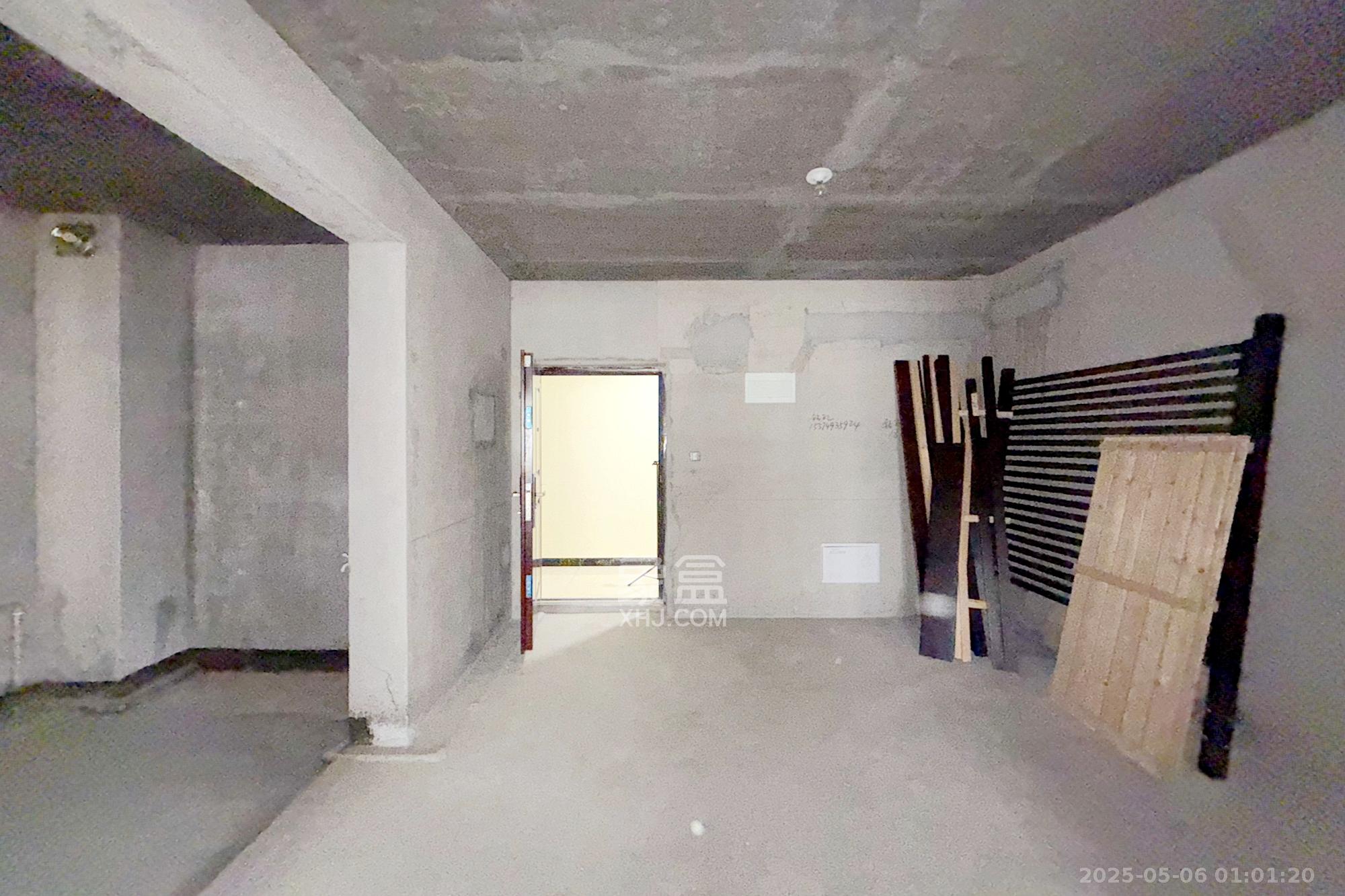 顺舟旺城 3室2厅1卫 78.0万 顺舟旺城 3室2厅1卫 78.0万客厅