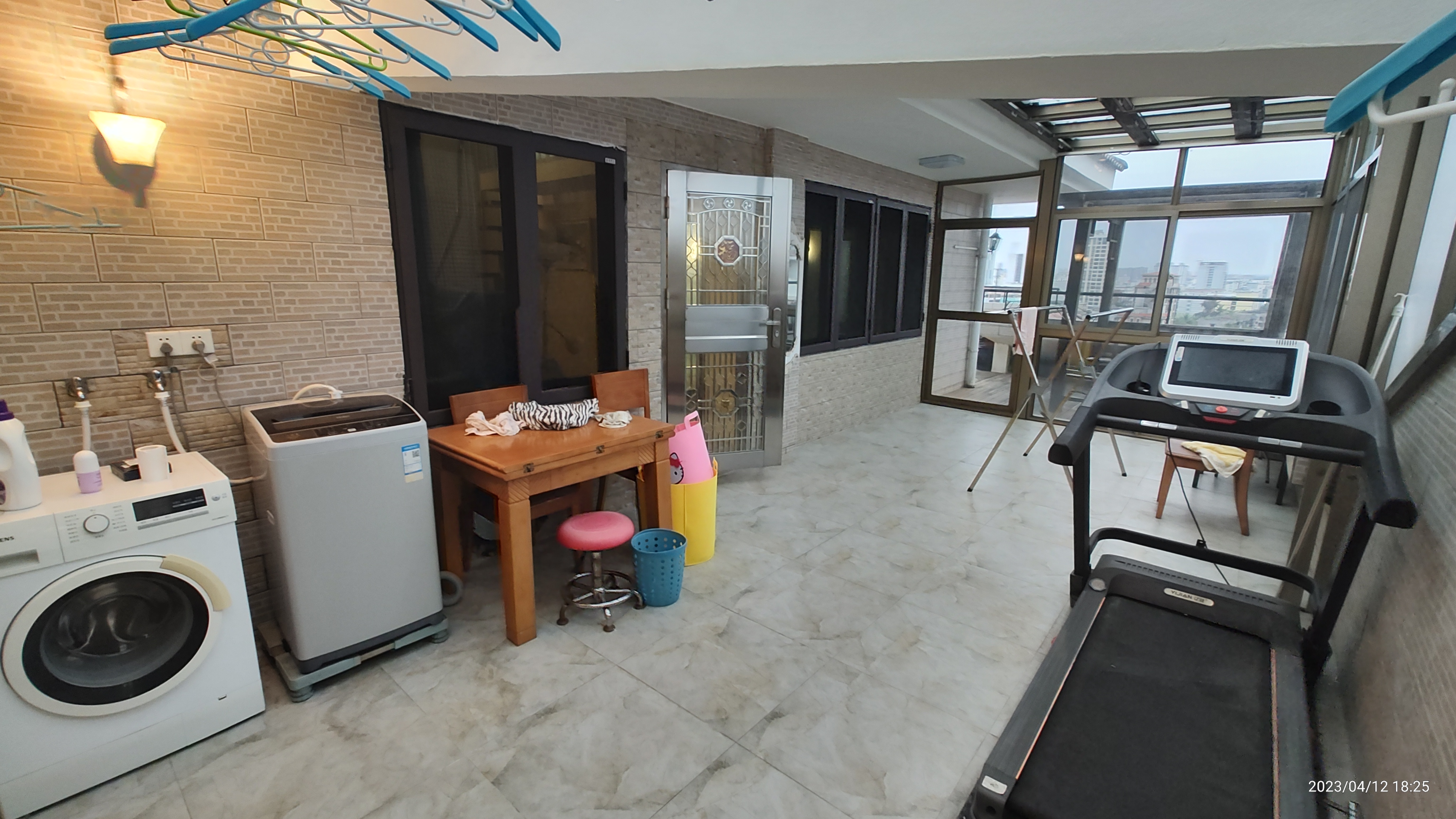 南海绿洲 4室2厅3卫 4500.0元/月 南海绿洲 4室2厅3卫 4500.0元/月室内图