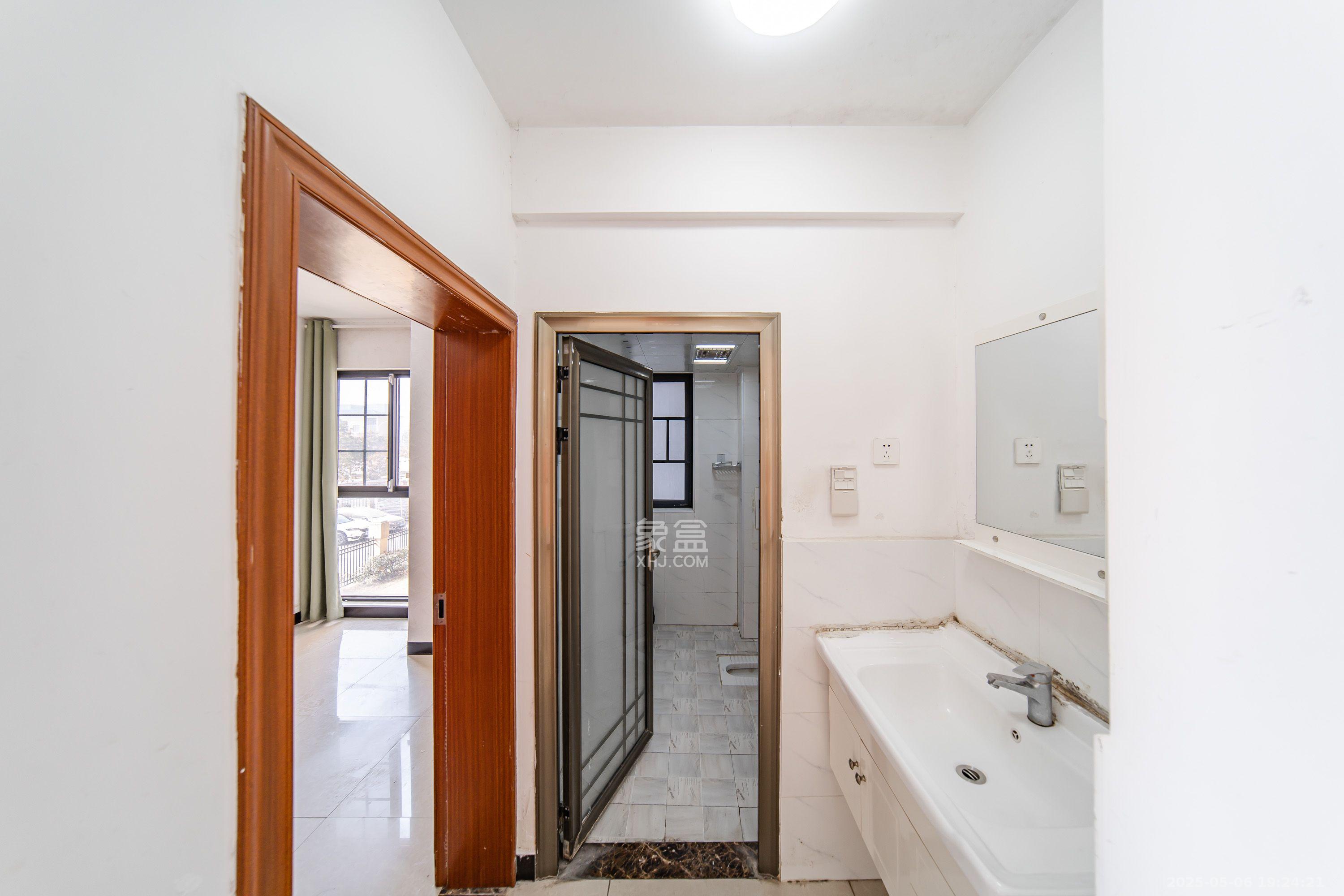 湘熙水郡(观澜海赋家园) 3室2厅1卫 2200.0元/月 湘熙水郡(观澜海赋家园) 3室2厅1卫 2200.0元/月室内图