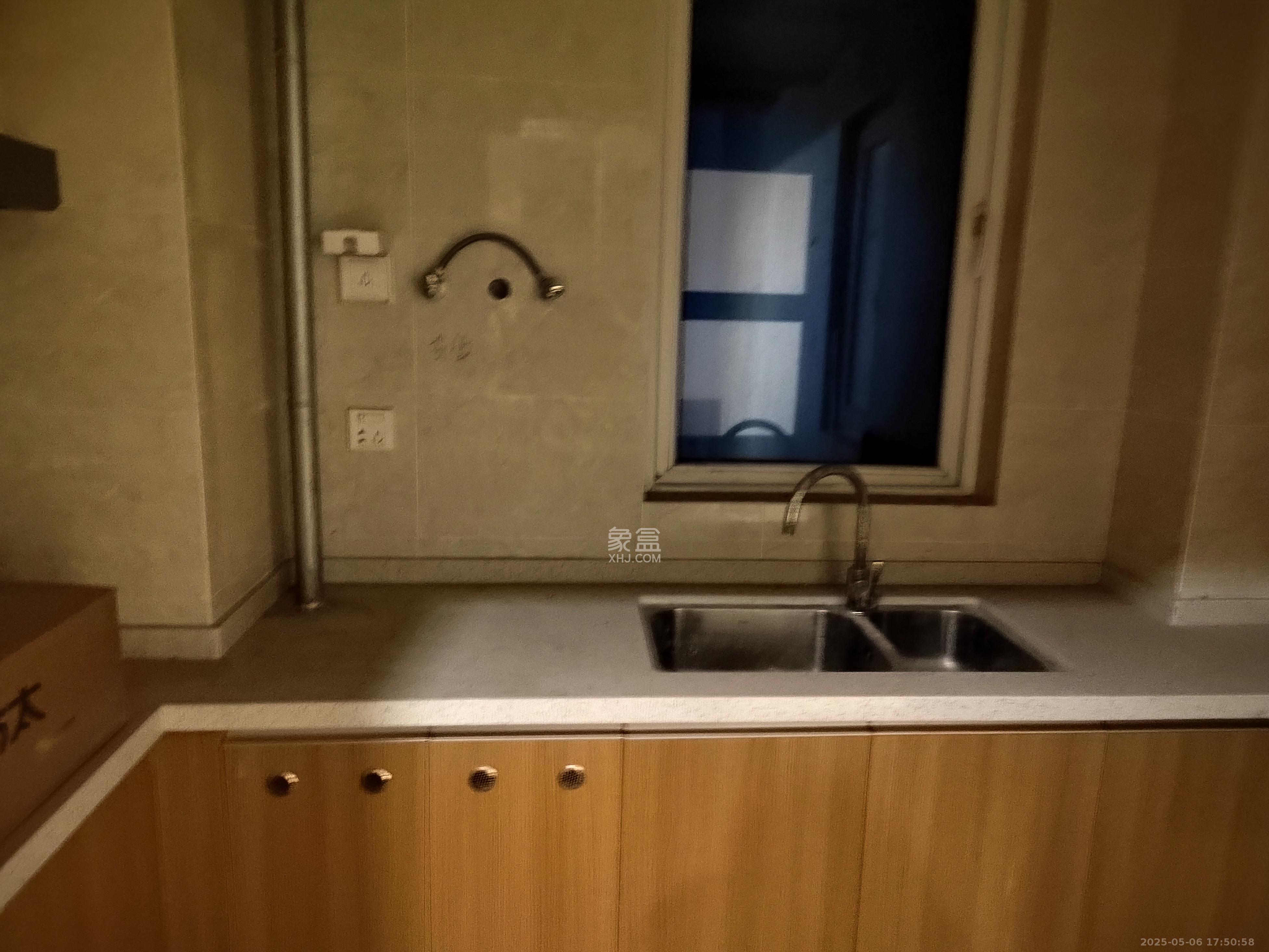 金科集美天辰 3室2厅1卫 2500.0元/月 金科集美天辰 3室2厅1卫 2500.0元/月室内图