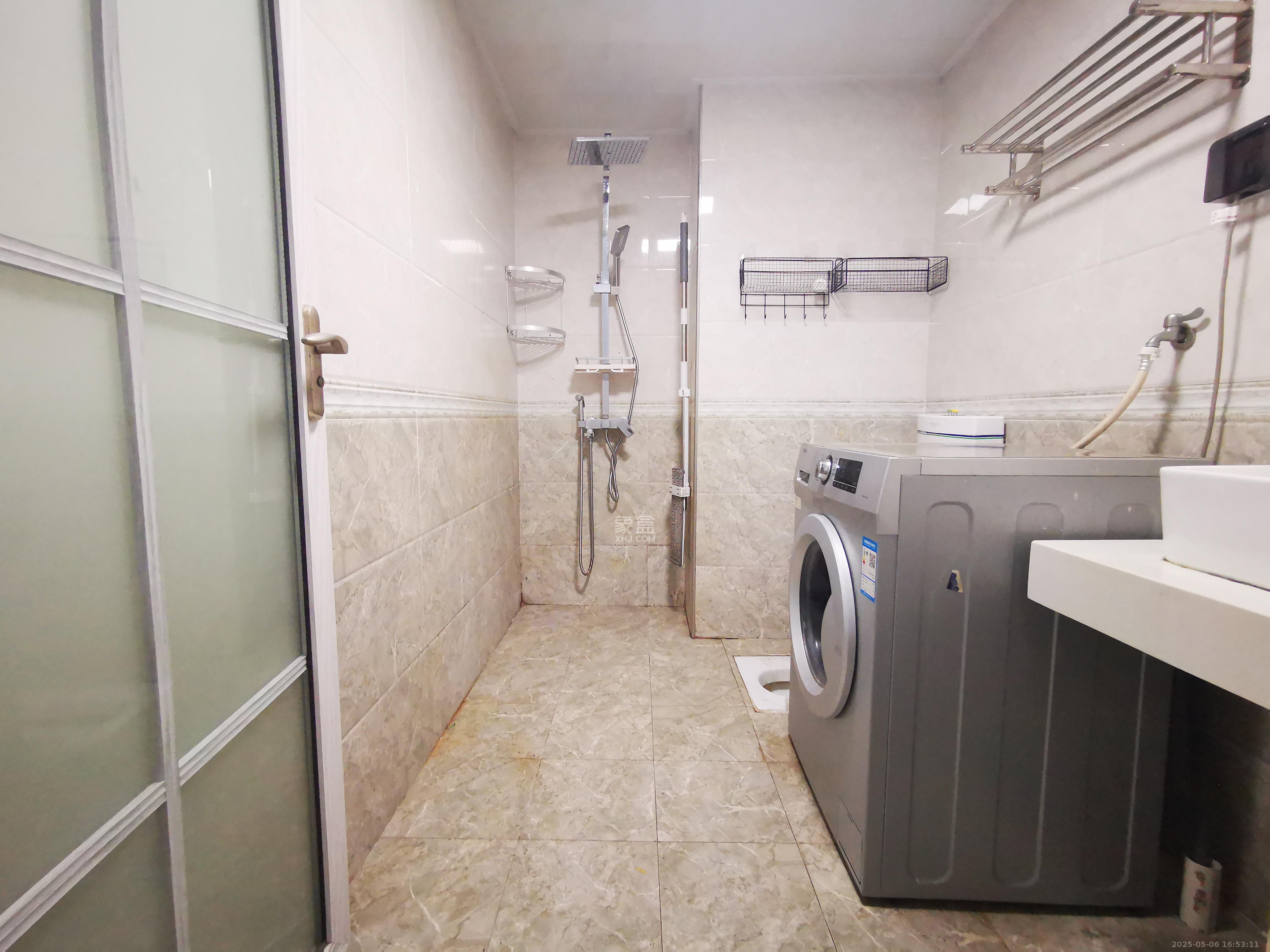 保利麓谷林语I区  1室1厅1卫   1500.00元/月室内图