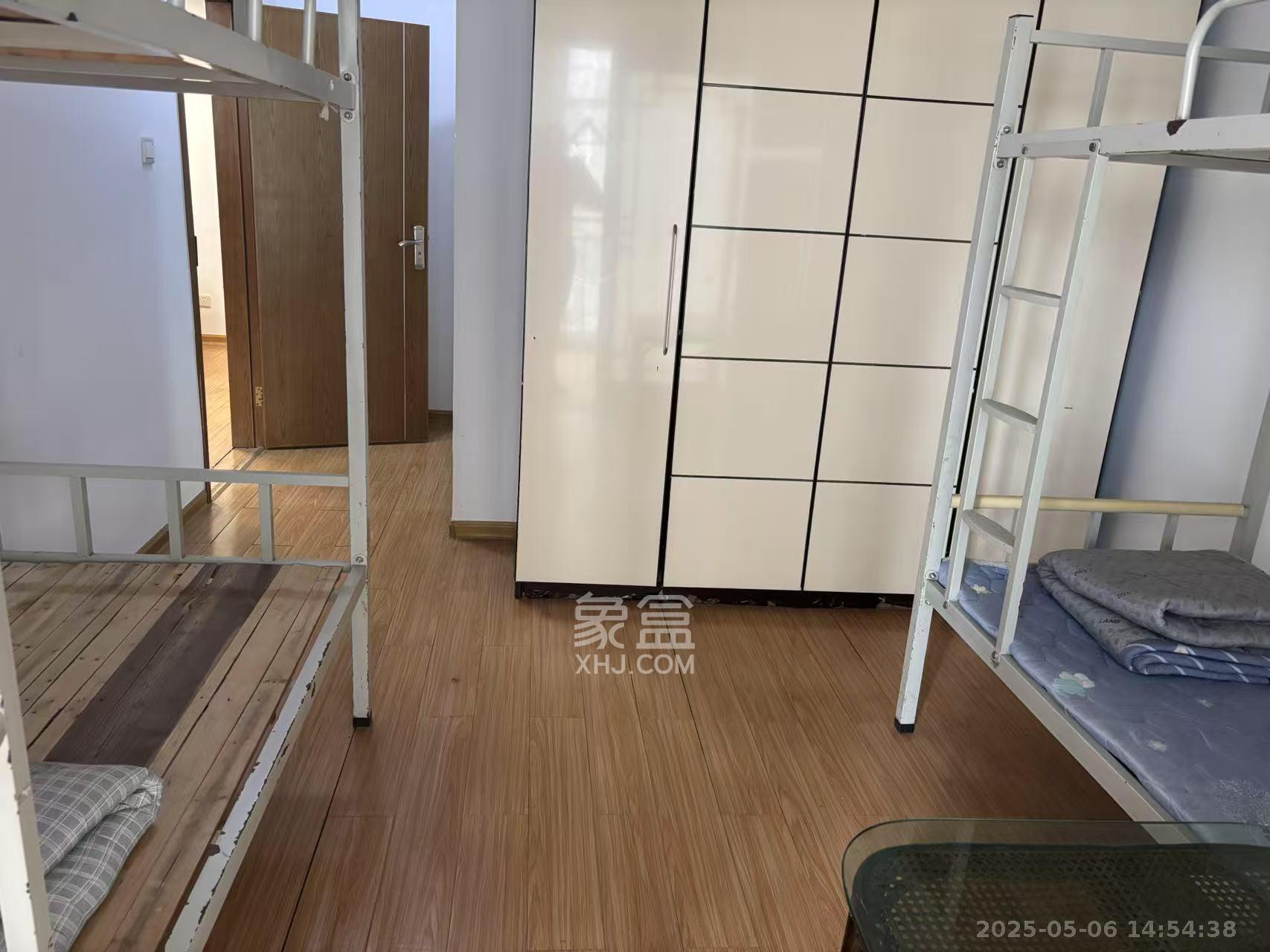 新楚天扶华庭  3室2厅2卫   3000.00元/月室内图