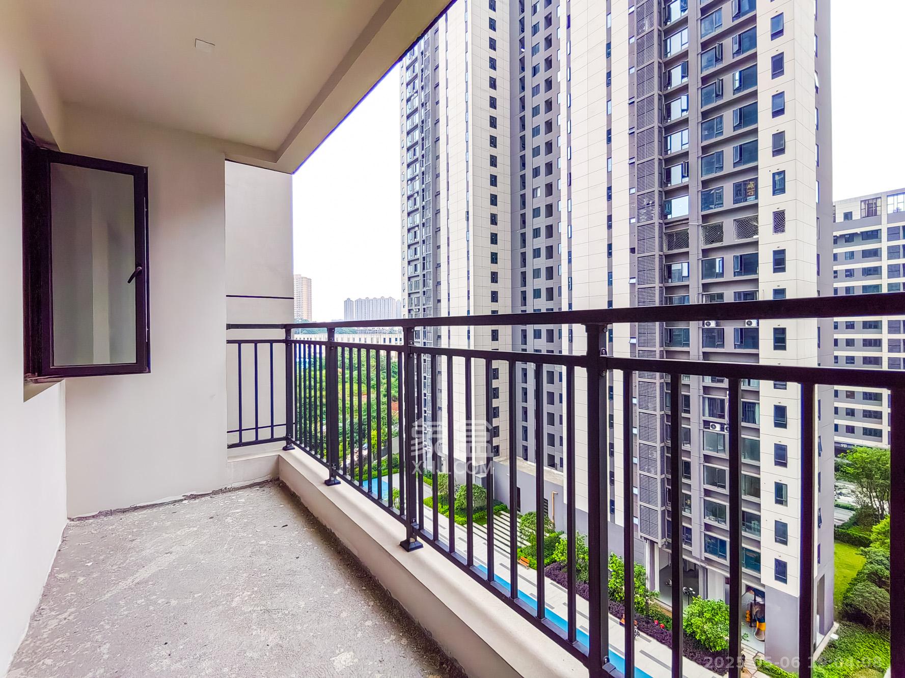 和顺府  4室2厅2卫    114.0万 和顺府  4室2厅2卫    114.0万阳台