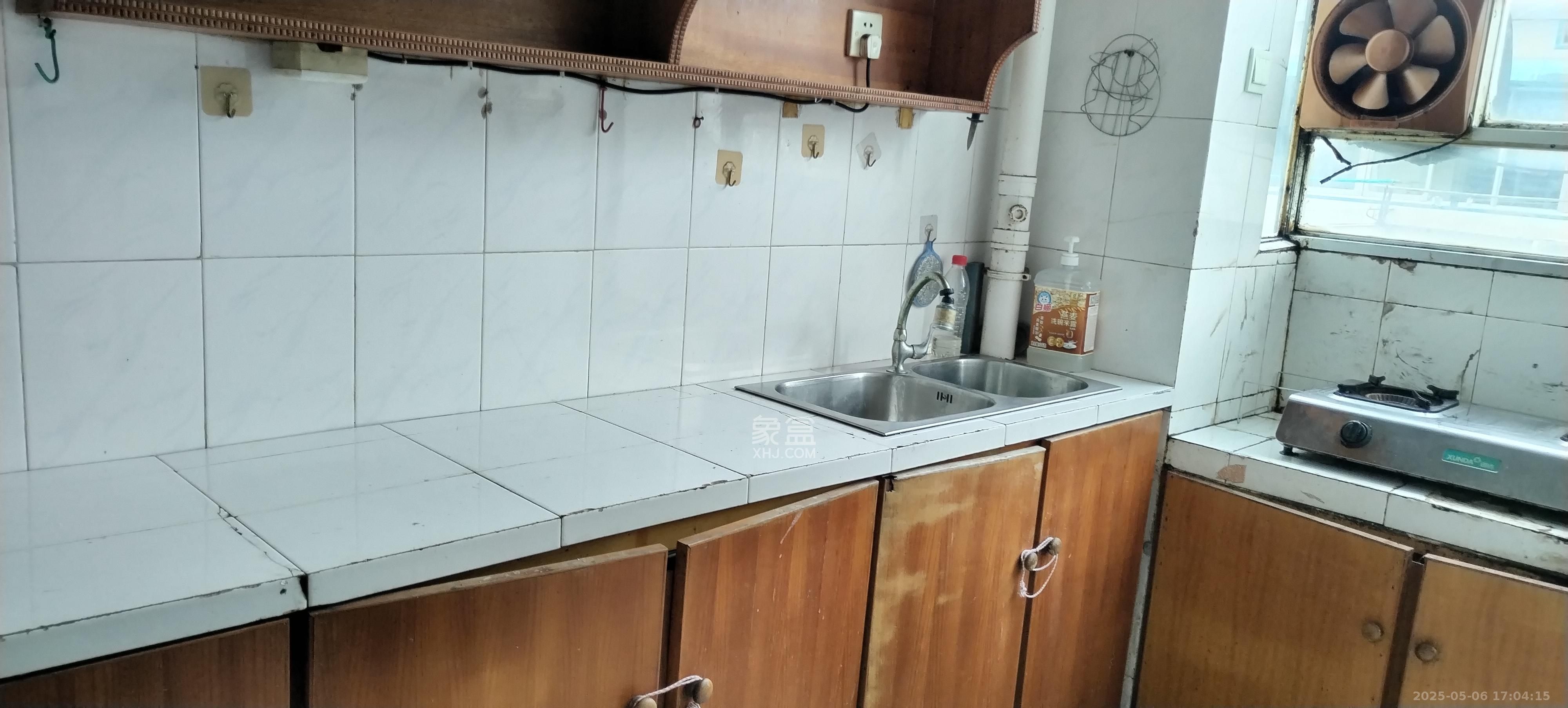 三湘小区  2室2厅1卫    1500.0元/月 三湘小区  2室2厅1卫    1500.0元/月室内图