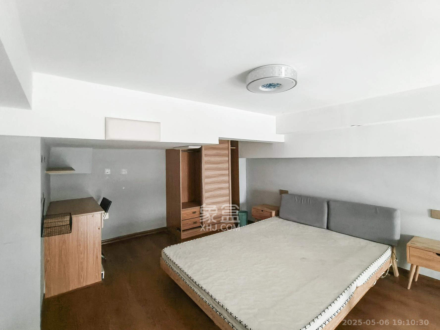 艾美潇湘  1室1厅1卫    45.0万 艾美潇湘  1室1厅1卫    45.0万卧室