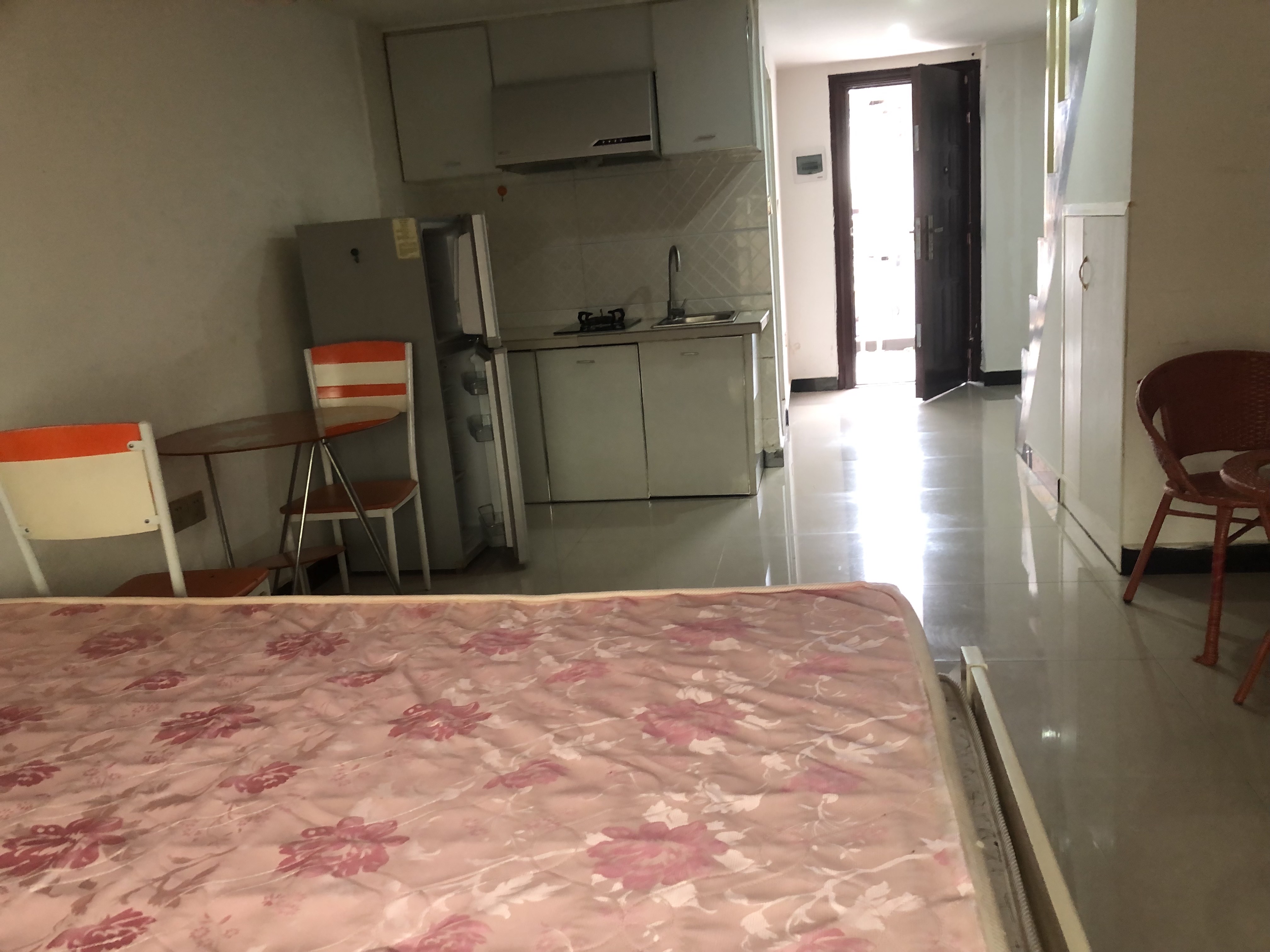 维港十字街 1室1厅1卫 1000.0元/月 维港十字街 1室1厅1卫 1000.0元/月室内图