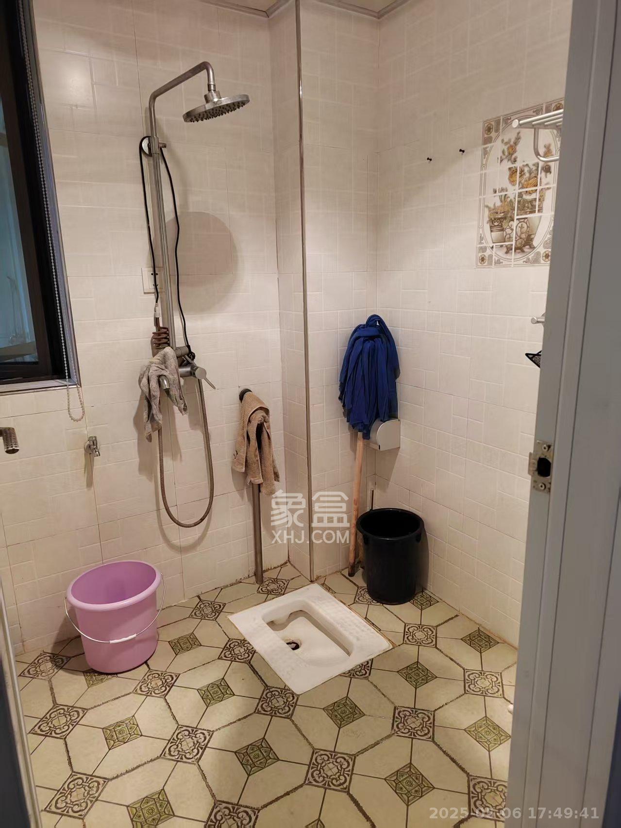 金侨城 3室2厅1卫 1400.0元/月 金侨城 3室2厅1卫 1400.0元/月室内图