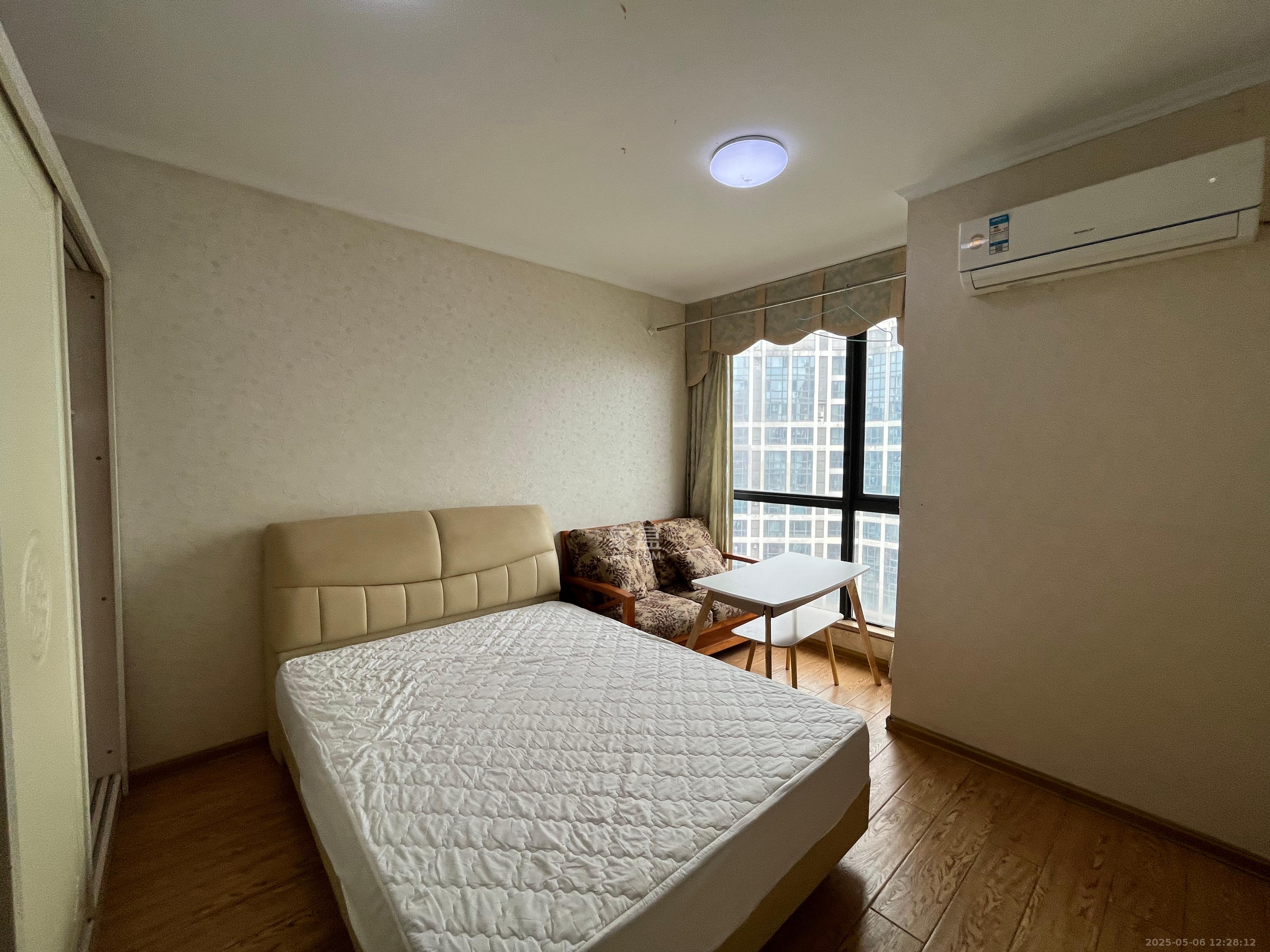 融科東南海  1室1廳1衛(wèi)   1100.00元/月室內(nèi)圖